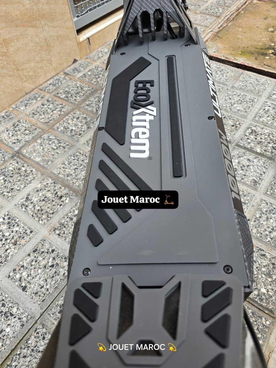 NOUVEAU TANK M41 MONO MOTEUR
🔥عند JOUET MAROC 🚀🛴
📢 عرض حصري بأقل ثمن في المغرب💯
⚡️TROTTINETTE TANK M41 MONO MOTEUR 
✔️ moteur 1000W - 2000W max
✔️ Batterie lithium
✔️ Batterie 48V 16AH
✔️ Charge max 120 kg
✔️ Démarrage par NFC
✔️ Frein: À disque avant et arrière +E-ABS 
✔️ Autonomie 40km min - 55km max
✔️ Vitesse 79km  
✔️ amortisseur avant et arrière 
✔️ écran LCD intelligent 
✔️ Rapport de vitesse 3 vitesse
✔️ Feu stop à LED
✔️ Feu avant à LED
✔️ Résistant à l'eau IP55
✔️ pliable oui
✔️ Matériel Aluminium 
✔️ klaxon 
✔️ Garde-boue avant et arrière
✔️ Clignotants à gauche et à droite
✔️ Indicateur de batterie
✔️Système d'éclairage LED complet 
✔️ pneu: Tubeless 10 pouces Off Road 
✔️ Charge 54V rapide
✔️ Marque internationale 🌏
✅ Qualité & Garantie 💯
📢 عرض مذهل لفترة محدودة فقط سلا, المغرب


**إذا كنت صاحب هذا الإعلان وتريد حذفه لأي سبب، رجاءا أرسل رسالة إلى الدعم الفني**