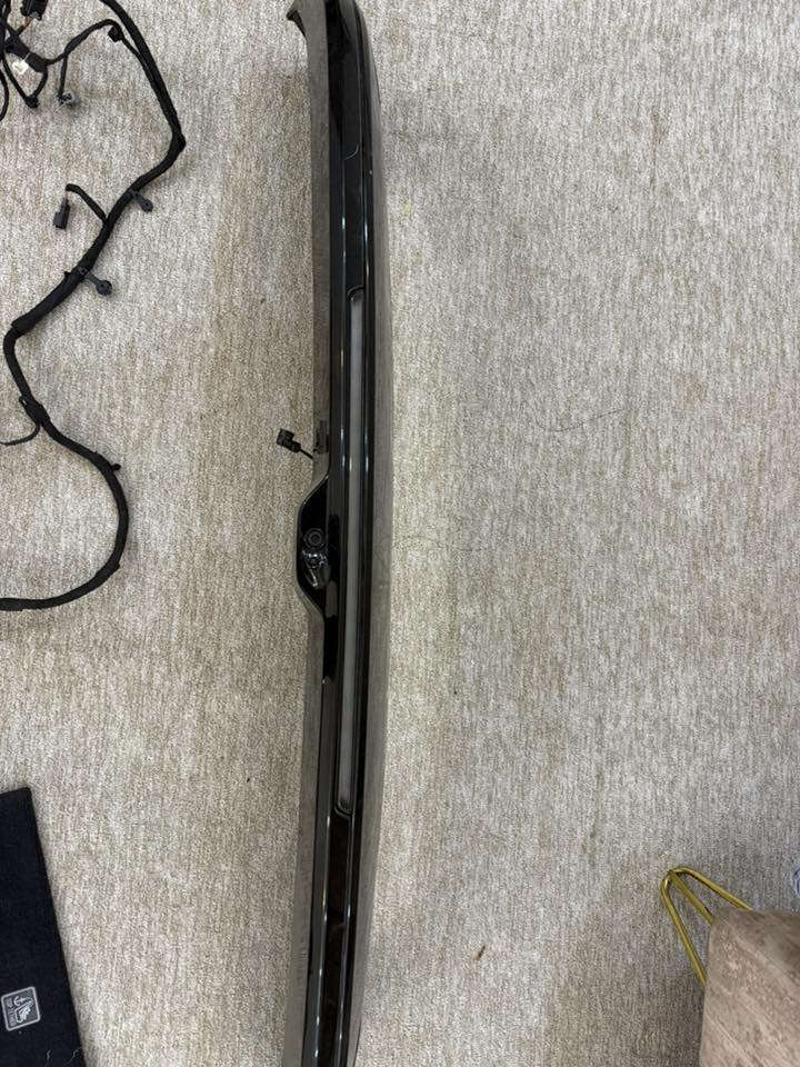 للبيع 
قطع جيب جراند شيروكي
***********
