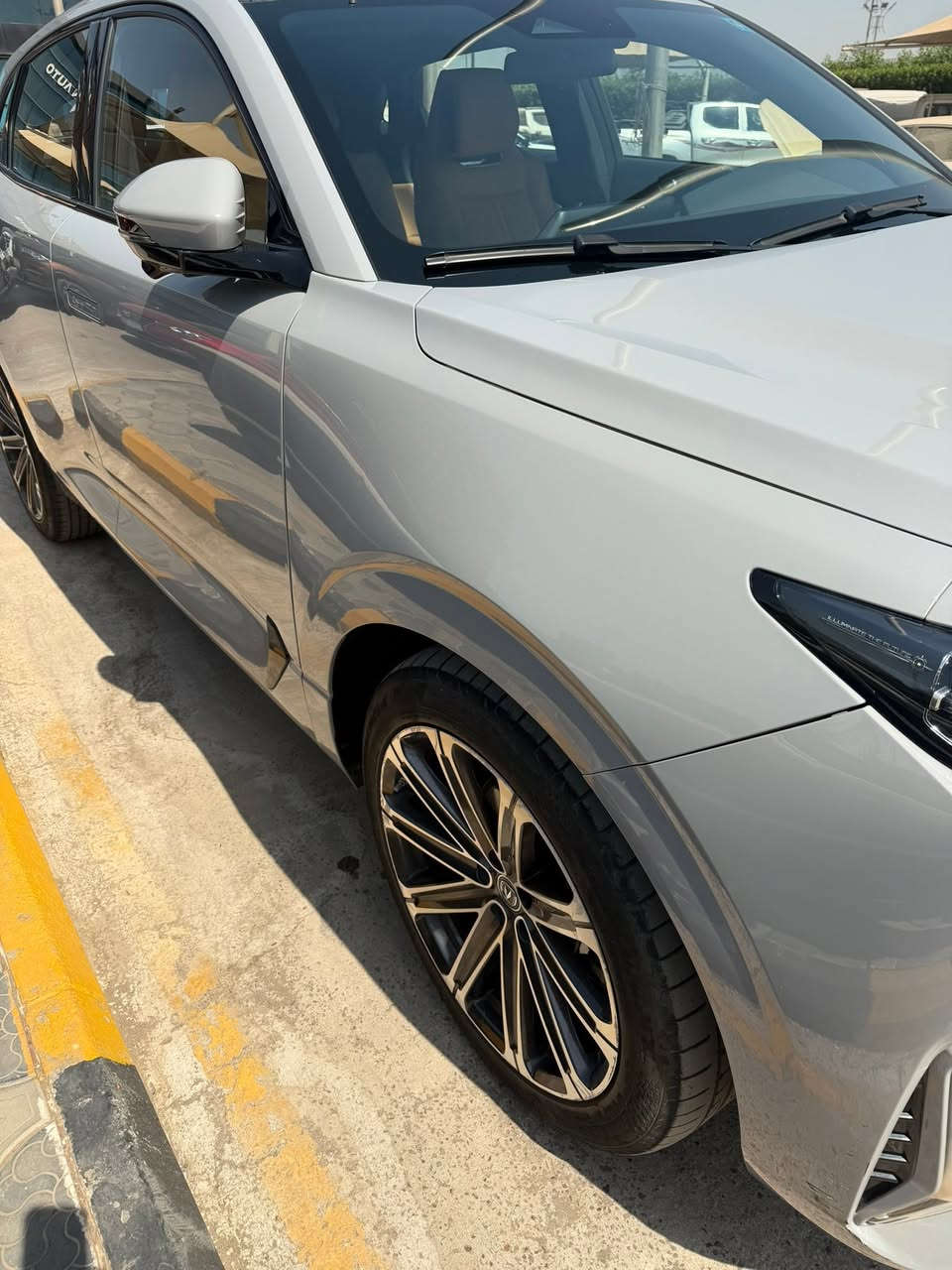 شانجان يونكي موديل 25 جديده ماشيه 40الف فووول مواصفات لون مميز ورقم مميز بعده بالضمان السعر 36 مليون وبيه مجال مكانه بالدوره  ***********
