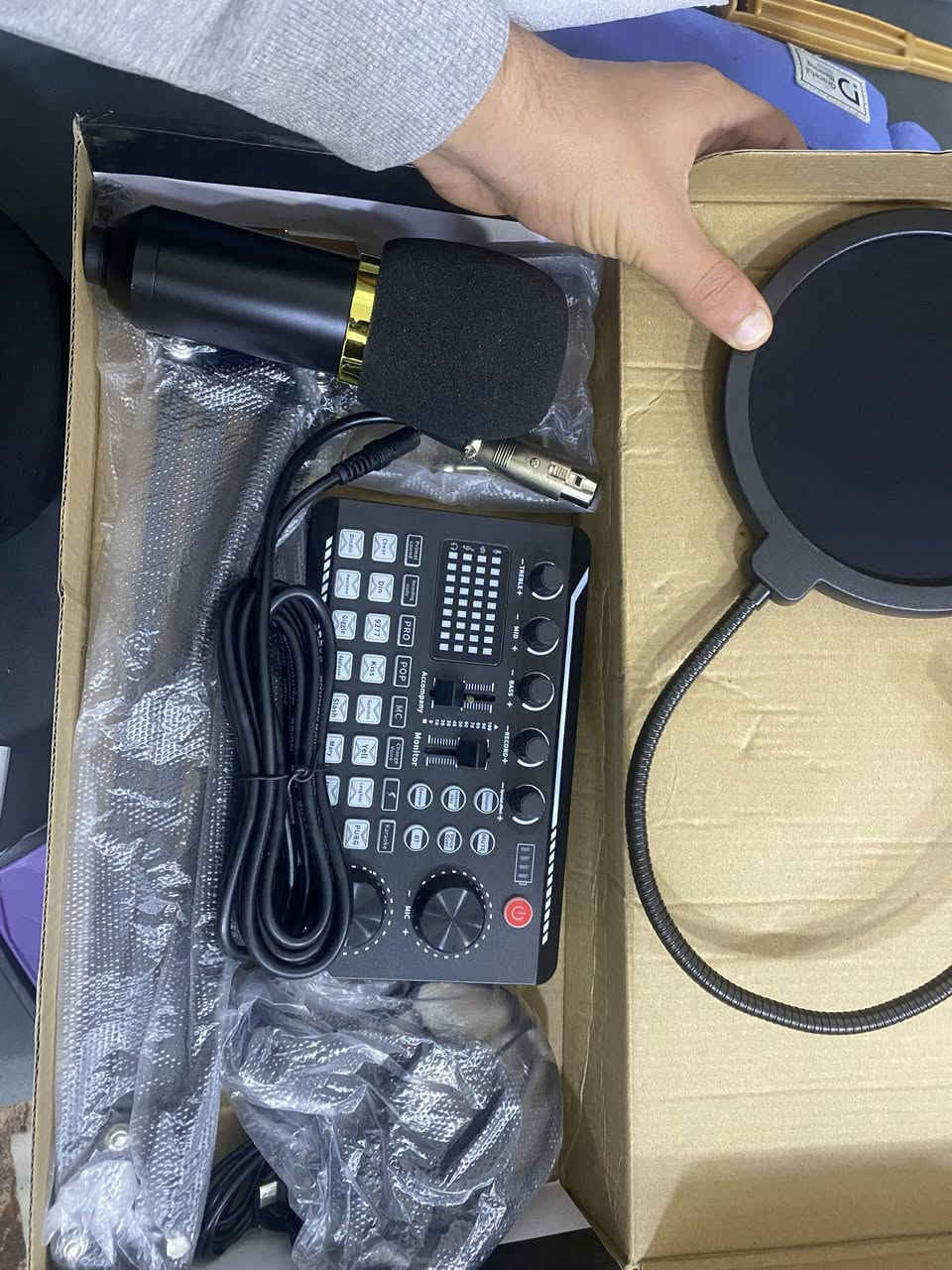 السلام عليكم ذني طلعن بالأمازون خلي سعرك وبالعافية


**إذا كنت صاحب هذا الإعلان وتريد حذفه لأي سبب، رجاءا أرسل رسالة إلى الدعم الفني**