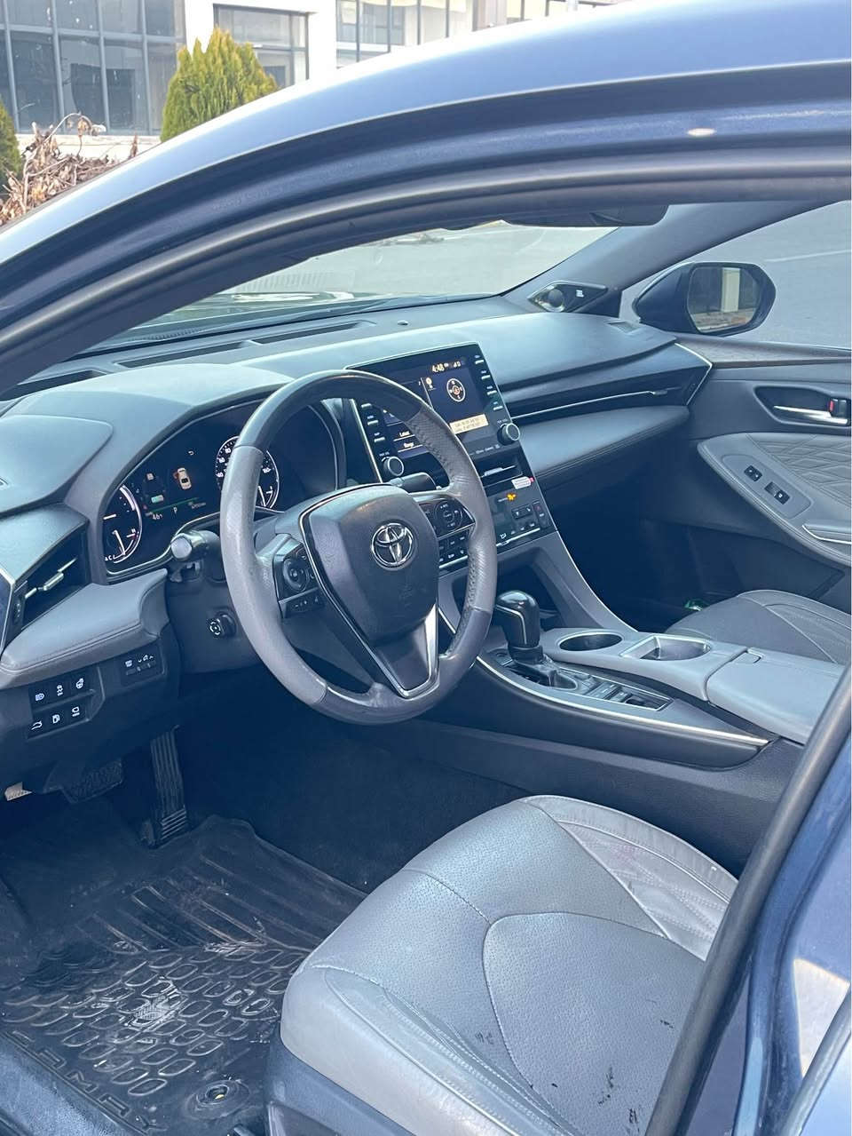 تۆيتا ئە ڤەلۆن 2019 مواسه فات ئەمريکی فول فول مواسە فات  دوو پارچە ی بۆياخی ئەمريکا يە داعمو ليدراوي نيه  زۆر پاکە سە يارەکە  گێڕو مە کينە بە شەرت نمونە يە لە جوانيو پاکی  رەقەمو سەنە وی بە غدايه به شه رتى ئە وليات  ئە ی فرۆشم بێ کێشە يە سە نە وی تا ٢٠٢٧ تازە يە مالی مە دەنی بە شەرت  

بؤ سعر ته له فون بكه 
***********
***********
سليماني السليمانية, العراق
