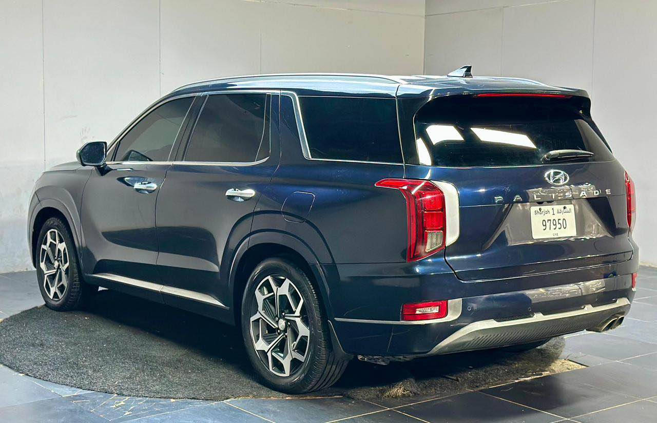 For Sale: Hyundai Palisade Calligraphy 
Model 2022
      
                :: With Full Panorama ::

    :: 360 Camera + 5 camera ::

🚙 Engine & Performance
 • 3.8 L V-6 Direct Injection
 • DOHC with VVT (Variable Valve Timing)
 • 291 HP
      •     FWD 
      
📊 Mileage
 •  (≈42000Miles )

✨ Key Features
 • Blind-Spot Monitoring
 • Lane Assist (Lane-Keeping Assist)
 • Auto Park (Automatic Parking Assist)
       :     Push Start /Auto Park Auto Trunk
       :      Cool and heat Seats + Electric Seats 
 • Auto Stop/Start System
       :      360 Camera Total 5 Camera 
 • Reverse (Rear-View) Camera
 • Front & Rear Parking Sensors
 • Front & Rear Radar
 • Large Touchscreen Display (10.25″ HD infotainment)
 • Panoramic Sunroof (VIP double sunroof)
 • Power Liftgate (Auto Trunk)
 • Keyless Entry & Push-Button Start

💺 Interior & Comfort
 • Premium leather seats (heated & ventilated front/rear)
 • 12-speaker premium sound system
 • Integrated navigation & Apple CarPlay/Android Auto

💰 Asking Price
59500

📱 Contact
+971 557382862 (Call/WhatsApp)

⸻ الشارقة, الإمارات العربية المتحدة


**إذا كنت صاحب هذا الإعلان وتريد حذفه لأي سبب، رجاءا أرسل رسالة إلى الدعم الفني**