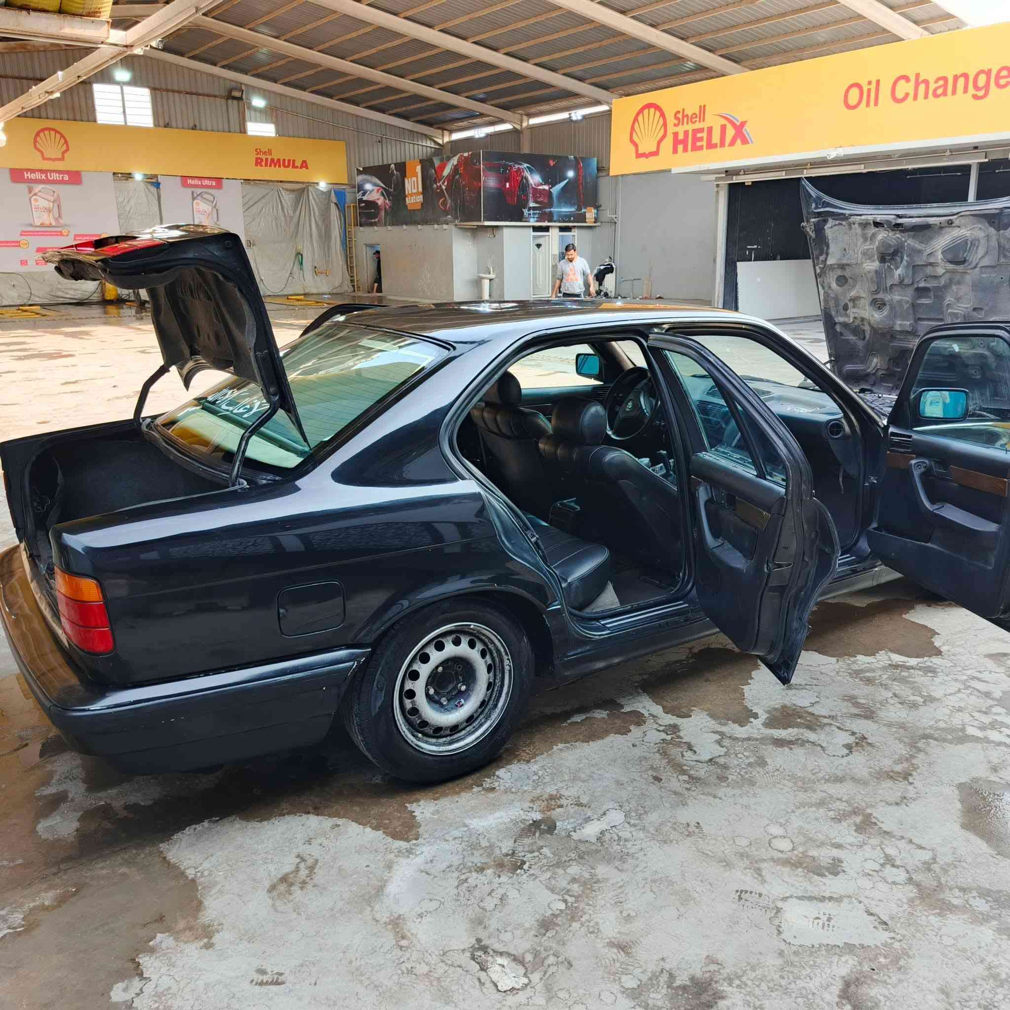 BMW للبيع
موديل 1993 
رقم انبار 
سنويته نافذه لغايه  ٢٠٢٦ لشهر ٧ 
مصبوغة جديد 
ويل M تو سايز 
محرك ٢٥ مسكر فانوس كير عادي 
الكير والمحرك مكفولات شلعة ومعدل تشك شك 
السعر 47ورقة 
صدره من دعاميه للدعاميه كله جديد 
مابيه لو كلوب نقص 
مكاني / الانبار / الفلوجة 
مراسله خاص او ع واتساب فقط ***********
