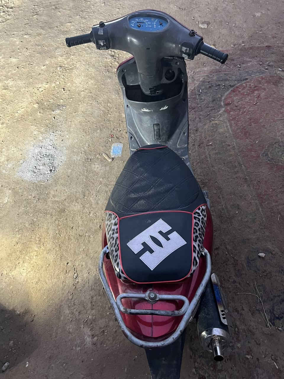 سلام عليكم ماكس منغولي بلاديه خرسه مستمع صوت مكينه مكفوله نضوح تبخير تنقيص
شلعه ومعدل كلش حلوه شغاله سلف هندر نكره بكل وقت 
بيه نقوصات بسيطه وترتيب كله كدام عينك 
(مراوس بعدله مال لعب نضيفه ) شعندك نزل 
ما ابيع فقط مراوس 
مكاني بغداد جزيره بغداد السياحيه 
*********** متواجد واتساب
