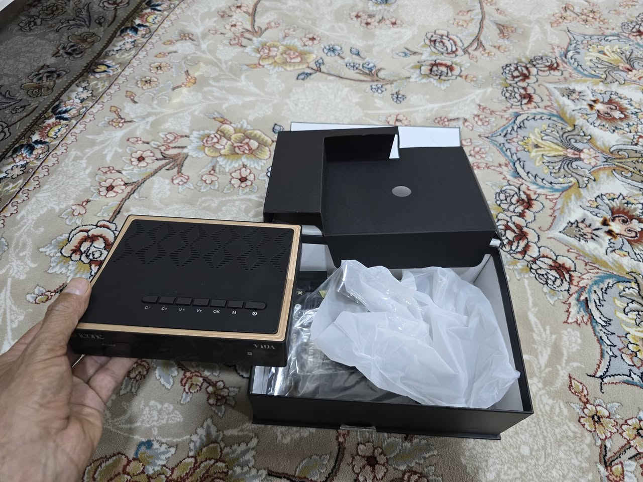 جیهاز ستلایت icone vida 4k أستخدم هذا الجهاز منذ 5 أشهر، لقد قمت أيضًا بتسجيل خدمة IPTV كل شيء كما هو، وكأنه جديد. سعر 130 الف
جیهاز ستلایت icone vida 4k أستخدم هذا الجهاز منذ 5 أشهر، لقد قمت أيضًا بتسجيل خدمة IPTV كل شيء كما هو، وكأنه جديد. سعر 130 الف


**إذا كنت صاحب هذا الإعلان وتريد حذفه لأي سبب، رجاءا أرسل رسالة إلى الدعم الفني**