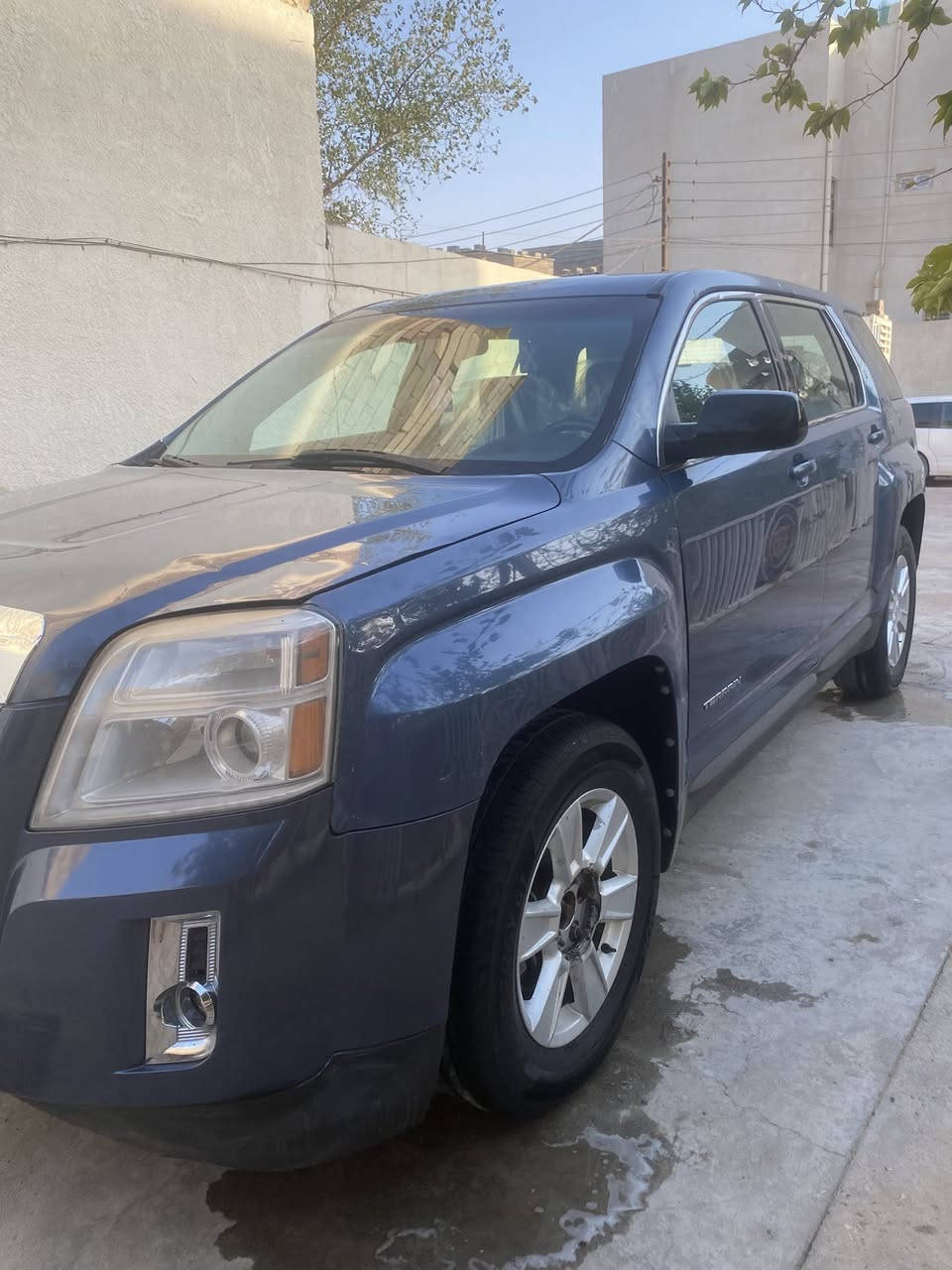 سلام عليك جمسي تيران ادوات ادوات بيه كصه موديل 2013 سياره بانزين كير ومحرك كفاله تبريد ثلج حداده جديده ماناقصه شي بيه رقم وسنويه شمالي إنكليزي 
العنوان البصره 
السعر 65 وبيه مجال
للاستفسار ***********
