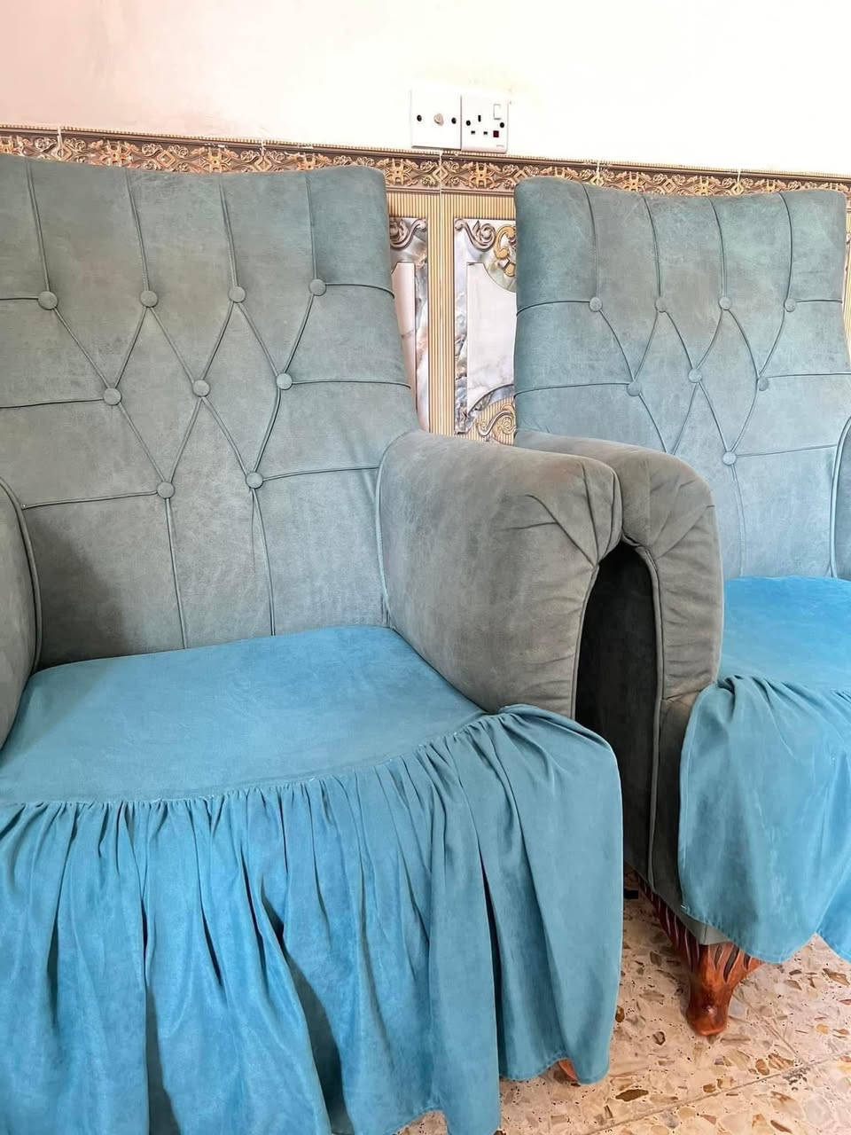 يا الله🙏
السلام عليكم 
للبيع تخم 8 مقاعد
 القنفتين بيهم حرق بخور بسيط وموضح بالصورة 
الكراسي واحد نازل وموضحة بالصور
تجون تشوفو وتقتنعون وبالعافية
وبسعر بلاش  
175 قفل🔒 
أرفعوا المنشور ❤️❤️❤️
للأستفسار ماسنجر 

الله يخليكم بدون وعود كاذبة🤝🤝


**إذا كنت صاحب هذا الإعلان وتريد حذفه لأي سبب، رجاءا أرسل رسالة إلى الدعم الفني**