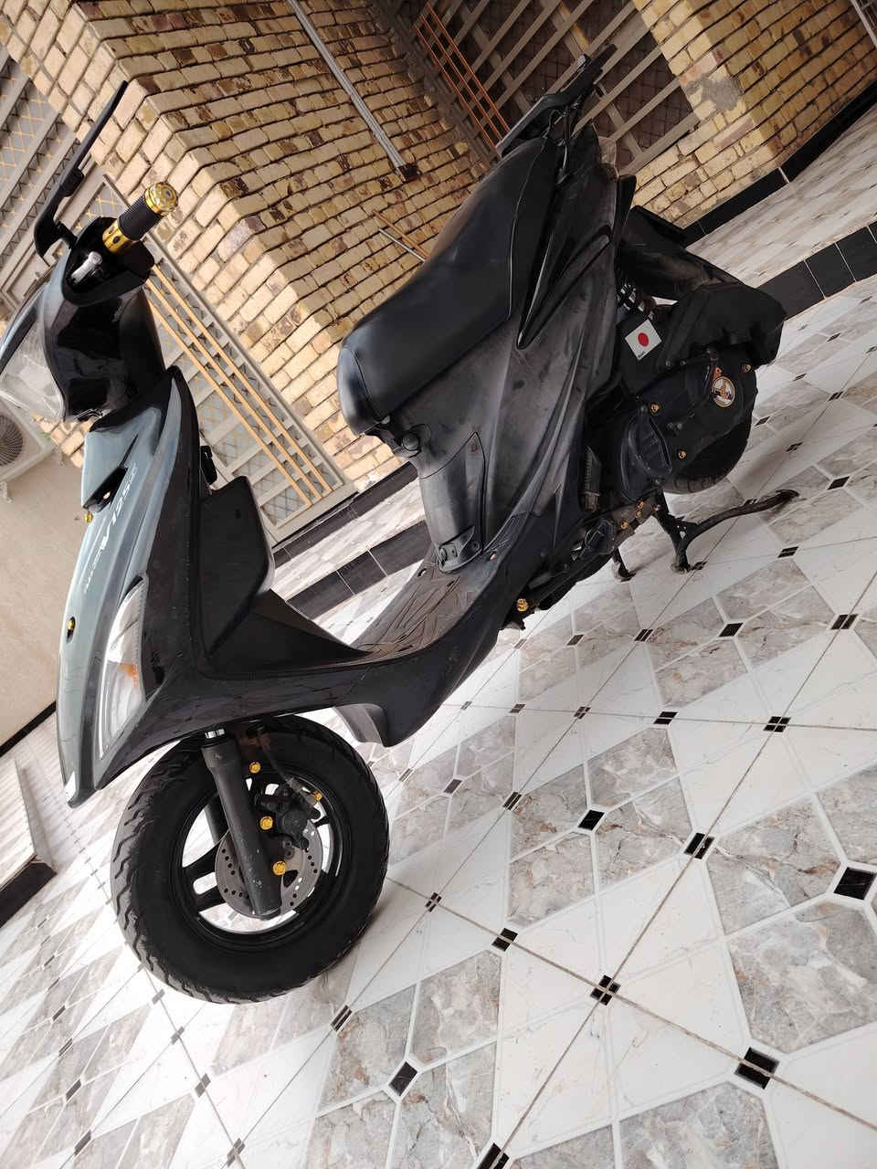 للبيع دراجه آدرس كله بلادي من كل نواحي مبدل ولفات فقط شراي تعال خاص او اتصل ***********
