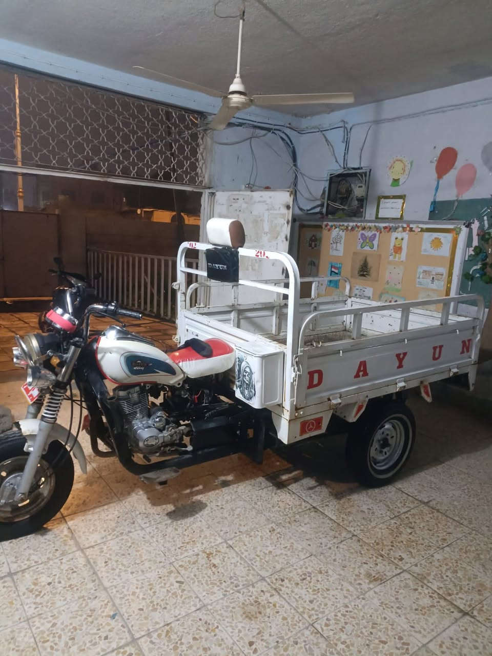 سلام عليكم ستوته البيع موديل 2021  ورقم وسناويه محرك جديد توني شتايته وتوير 2 ابو الخطه جديدات ستوته شغل وطالع  مكان ذي قار مركز السعر 2700 وبيه مجال *********** مراسله واساب
