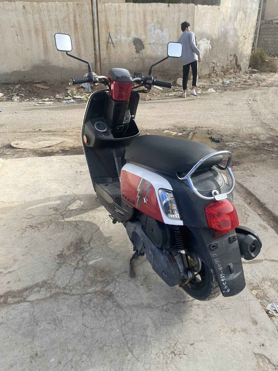 سلام عليكم بوليس حديث نوزل لل بيع كلهه ختم واحد ويه لمكينه حته ال مرايات ماا صالهه هواي من نزلهه من لحاويه رقم واتساب ***********لا ماا يعرف بيهن لاا يكسر بيهه
