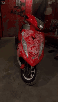 السلام عليكم دراجه GTR للبيع جديده قبل شهرين نازله من الرمبه جديده لوك جيب فيتر وافحص مكانها بغداد الرقم ***********
