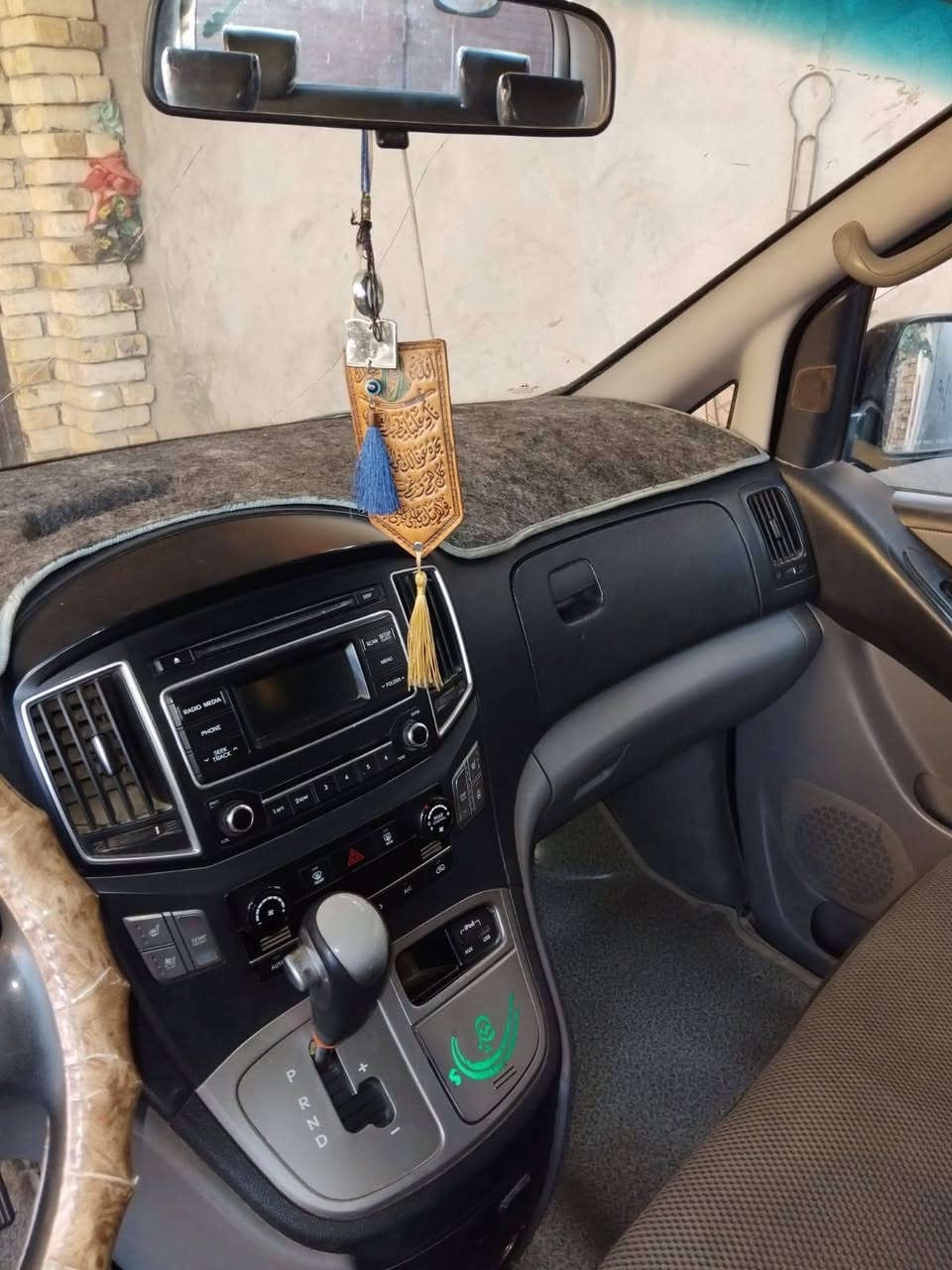 سلام عليكم ستاركس مسكر للبيع موديل 15 بيه جراد بل جاملغ خلفي موضح بل صوره تخم تأير جيس سعر ١٨٠  مكان ميسان رقم ***********
