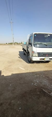 السياره البيع كنتر موديل 2013 مكفوله كفاله عامه رقم الهاتف 07802896697