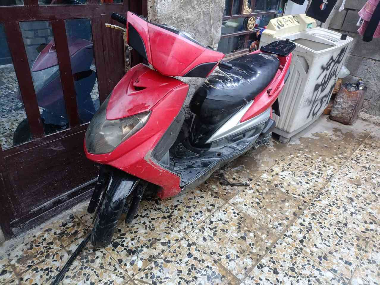 للبيع سكنس فحل نوزل واحد ياباني سعر425 مكاني بغداد كميره بيه طبك بل لايت فقط الشراي يتصل ***********
