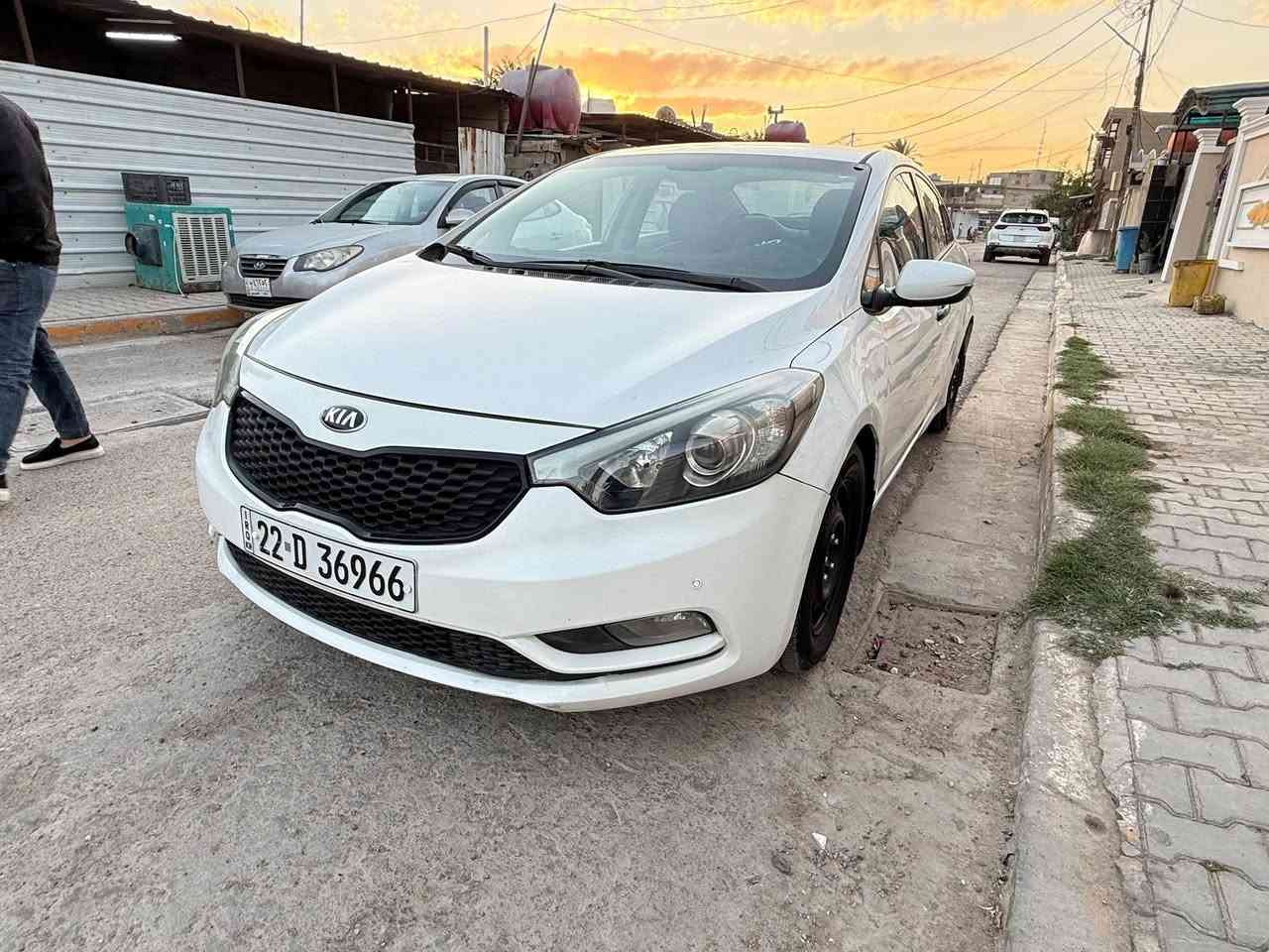 يا الله
السلام عليكم 
كيا سيراتو ٢٠١٤ خليجي
مكينه 1600 مفتوح
قطعتين صبغ باب وجاملغ خلف السكن
تبريد تدفئه
طخم تاير جديد
شاشه كامره دواره
منضومه زنون
رقم اربيل الجديد
سنويه ل ٢٠٢٧
السعر ١١٠ وبيه مجال
عنوان بغداد الكرخ 
الشراي يتصل ***********/***********
السعر ١١٠ وبيه مجال
