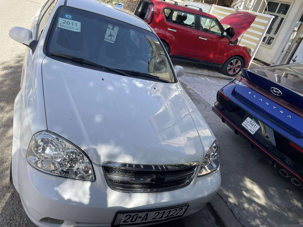 سلام عليكم اوبترا مديل ٢٠١١سياره نضيفه معنى الكلمه 
تخم تاير جديد 
باتري جديد 
السياره مال بيت 
داخله على وضع الشركه 
رقم ديالى ثاني يوم تحويل مشرع وطني 
معروفه مواصفات الاوبترا 
مكان السياره بغداد غزاليه
السعر ٧٨ وبيه مجال 
***********
