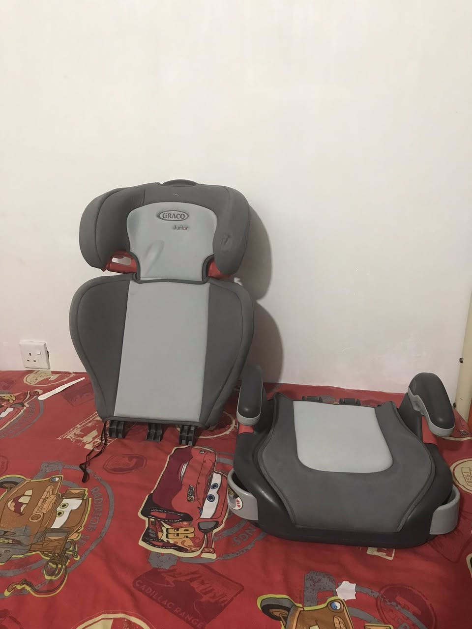 كلهن ماركات اصليه قويه من محلات بيبي شوب اخذتها عربانه جونيورز قماش نضيف بدون بقع سعر ٧٥ كرسي سياره ينفتح يصير منام او جلوس سعر ٦٠ مفرش لطفل شبه جديد شبكه ودب سعر ٦٠ نضيفات جدا سكن بغداد


**إذا كنت صاحب هذا الإعلان وتريد حذفه لأي سبب، رجاءا أرسل رسالة إلى الدعم الفني**