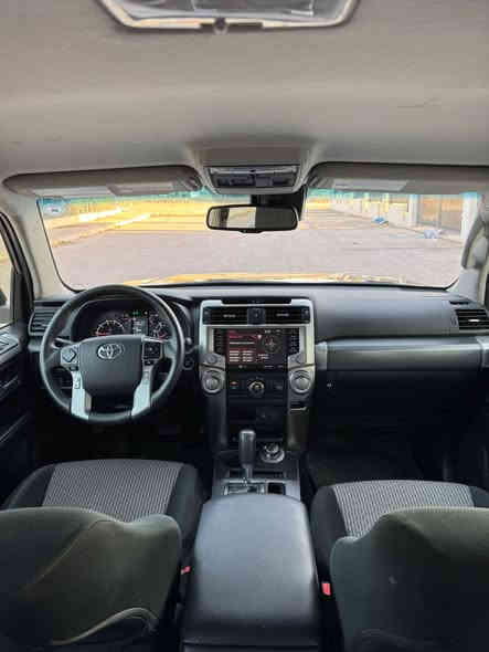 ماشاءالله 
TOYOTA  4RUNNER 🔥 
~ موديل 2023
~ تويوتا 4 رنر  
~ وارد أمريكا  
~ محرك 6 سلندر  / V6 
~ فئة SR5  
~موصفات  
~ بصمة 
~ فورويل ( 4*4 ) 
~ شاشة كبير 
~ كاميرة خلفية 
~ داخل أسود ملكية 
~ رادار أمامي 
~ كشن أمامي كهربائية 
~ كشن مغمر 
~تحديد سرعة 
~ حجم تايرات ١٧🌀
~ (  5 ) خمسة  راكب 
~ ماشي  18 آلف ميل  
~  بابين و جملغ و ربع بوند صبغ بدون دواخل  
~سيارة  مرقمه جاهزه تريد تحويل أو وكالة 
~ ارباك سترن وصقف طاك رجع بيلاي اصلي ‎100%100
~ رقم شانسي موجود في المنشور 
~صورة حادث موجودة في المنشور 
~ سعر  ( 270 )💰دولار بيها مجال 🤏
~ مكان عقرة معرض كوره ك 
 رقم تلفون و واتساب ☎️***********
رقم أسيا ***********
اخوكم سورداش الهركي
