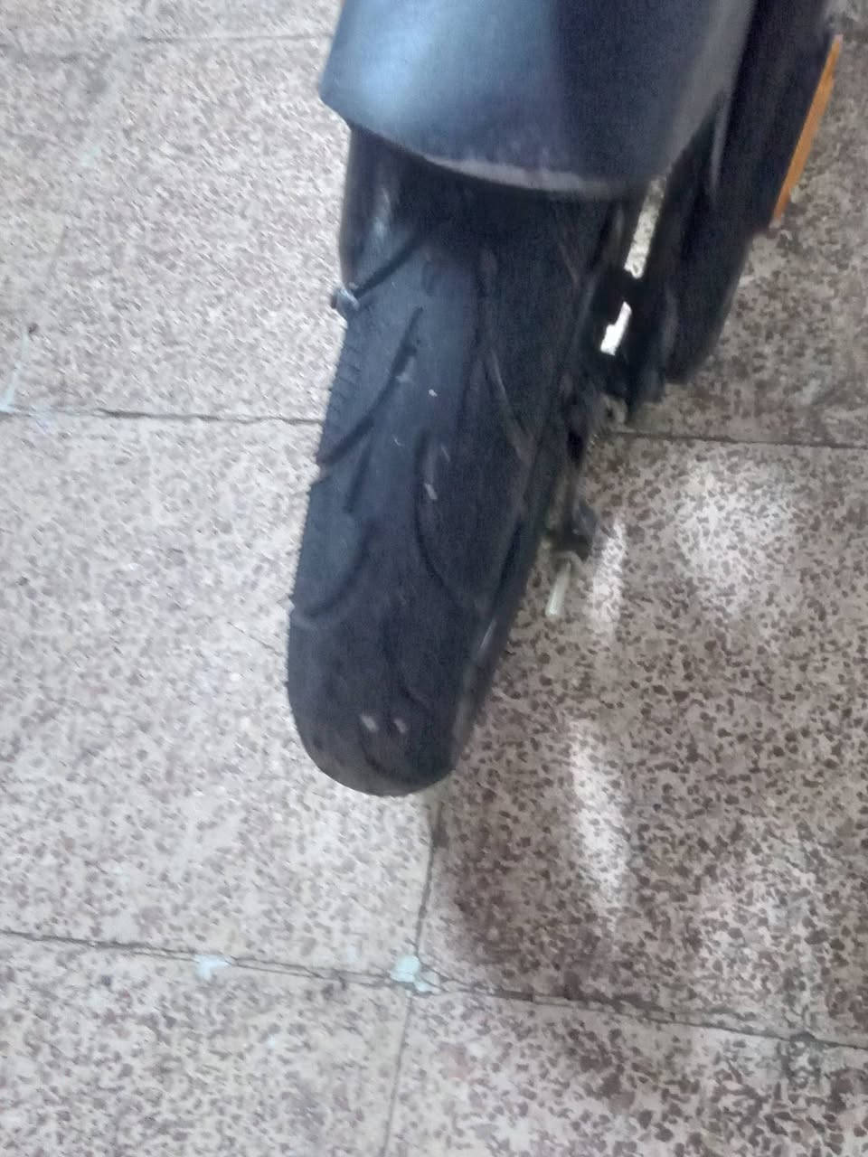 السلام عليكم
دراجه شحن للبيع جديده ومابيها اي نقص وكلها شغاله السعر 230 وبيها مجال للتواصل على الرقم ***********
