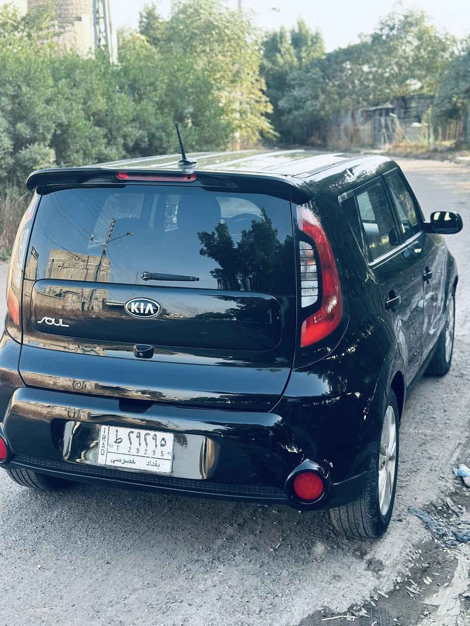 سلام عليكم صول موديل 2016 وارد أمريكي حادث جاملغ وباب رقم بغداد ماشيه 90  مكينه ٢٠٠٠ جاهزه كير ومكينه وحداديه وتخم تاير جاهزه ما نقصها شي  السعر ١١٠ وبيها مجال المكان بغداد البنوك رقم***********
