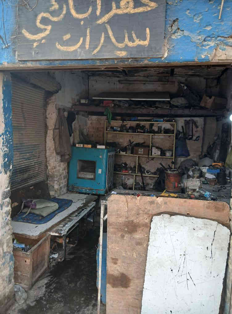 السلام عليكم محل للبيع كهربائي سيارات مكان الصناعي جامع سيد حسين الأولى قطاع واحد بدون أغراض المحل سعره 34 سر قفليه المحل مليون كل سنه اذا تريده مع الأغراض تتقيم غراضه بمليونين رقم الهاتف ***********
