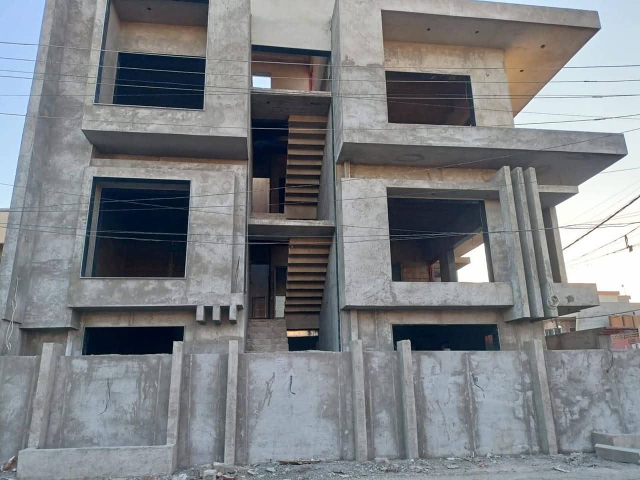 اسطه لبخ متوفر حالياً داخل الموصل 
شغل درجه اولاً التواصل عبر الرقم او واتساب 
***********
