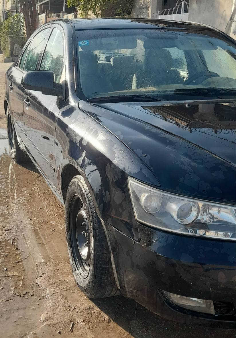 للبيع سوناتا 6 مكينة 6 امريكي رقم بغداد دولي مكينه حاويه تبريد وتدفئه شغال كهربائيات فتحه شاشه كامره تحكم ستيرن تخم تاير صبغ عام للجماليه حادث جاملغ الخلفي جاهزه من كلشي السعر 75 بيه مجال قليل  ***********
