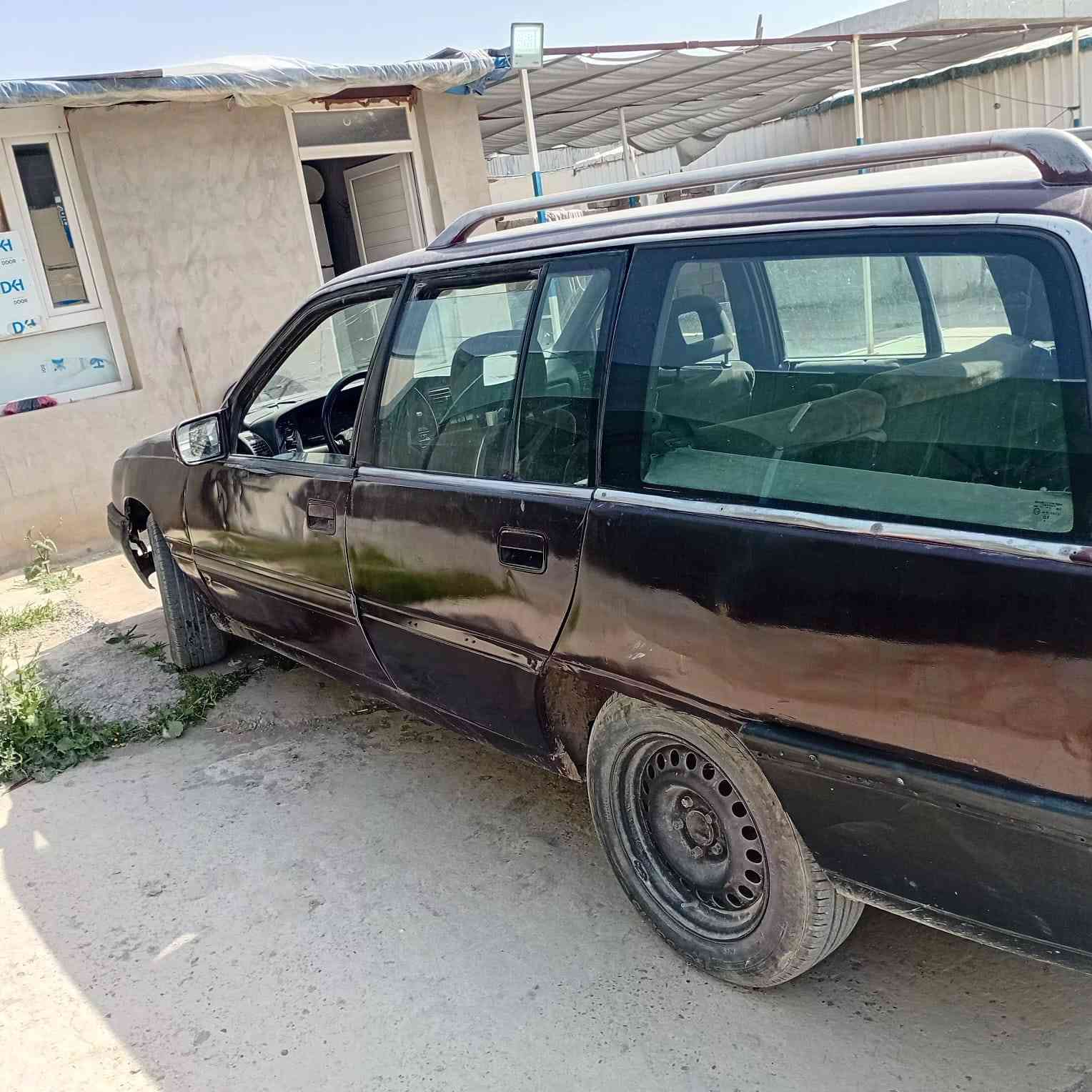 السلام عليكم اوبل ستيشن موديل 91للبيع رقم صلاح الدين  السعر 22وبيها مجال قليل المكان  الدجيل ***********
