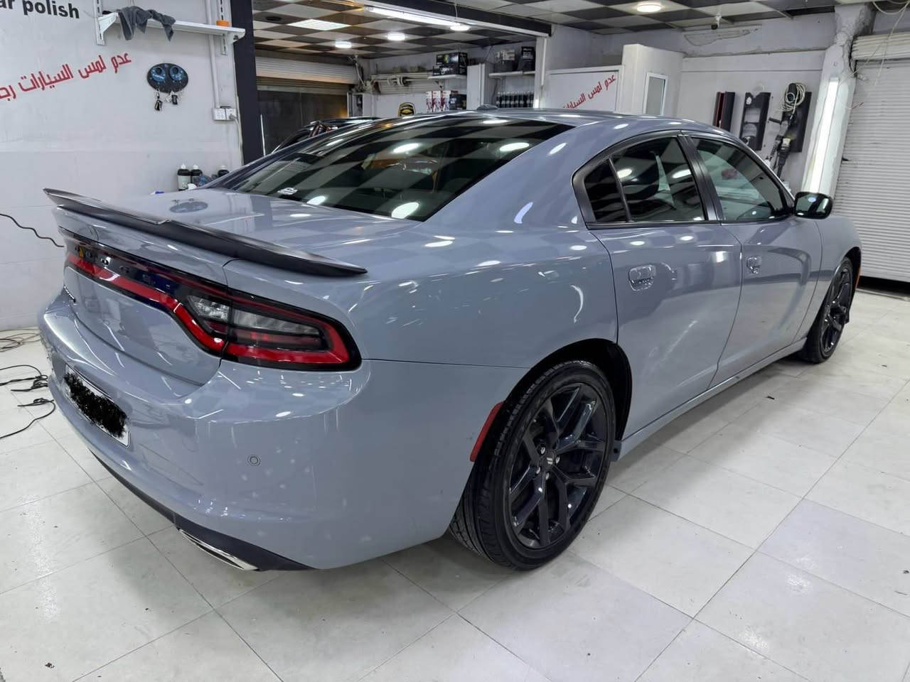 السلام عليكم بيع او مراوس
جارجر 2022 Sxt
لون  سموك فاتح 
سلايت فتحه سقف
كشن حضن
تشغيل عن بعد
حساسات 
كامره
ويل 20 بلاد 
السياره بيه بونيد صبغ فقط 
بدون دواخل 
باسمي شرط تحويل والغرامات والوكاله
صور الحادث مرفقه مع المنشور 
السعر 240 
مكاني كركوك
*********** كركوك, العراق
