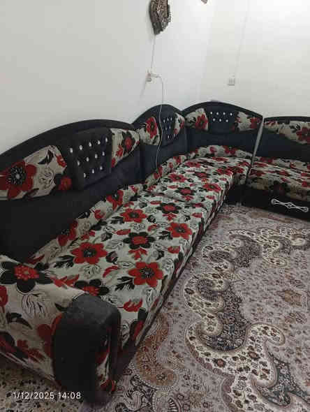 ديوان للبيع 10أمتار مكان كوفه حي ميسان السعر 350وبي مجال للاستفسار ***********
