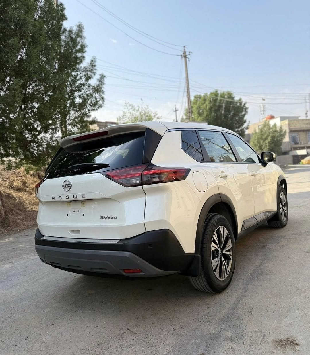 نيسان روج
مواصفات sv
الموديل /2023 ترقيم جديد بغداد الدولي 
اللون /ابيض 
محرك /3/1.5توربو 201حصانا 
السياره زيرو ماشية 18 مايل
السياره فول مواصفات عدا البانورما
تشغيل عن بعد 
بصمه تشغيل وابواب  
داخل لونين
كير ماوس 
لايت زينون 
حساسات جانبي 
حساسات خلفي 
رادار امامي (تحديد مسار) 
ردار جانبي (نقطة عمياء) 
رادار خلفي (ااتحذير من الاصطدام) 
هاند بريك بصمه 
اوتو هولد 
اوتو ستارات
ايرباك سليم
شاشه ايباد
ويل كروم 
تبريد لمس 
كشن سايق كهربائيّ 
تحكمات ستيرن 
كامره خلفيه
فور ويل AWD 
مدخل USP 
السيارة بعد بيها مواصفات
السعر و التفاصيل على الرقم  واتساب و اتصال :
***********
