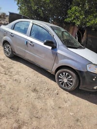 افيو موديل 2008 گير عادي سياره خير من الله ما بيه ضربه عابره خليجي باق...