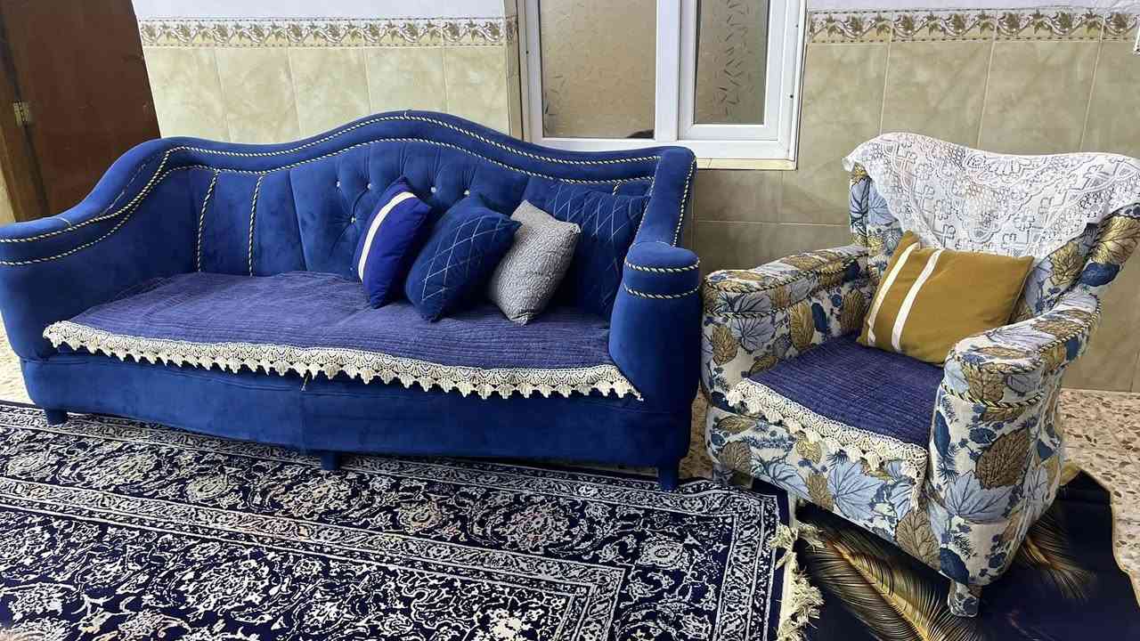 السلام عليكم
من رخصت الادمن
 تخم 10مقاعد ثقيل ونظيف جدا تخمين كبار واربع كراسي ب500 وبي مجال كاونتر بدون سنگ ولا ملحق نظيف مبي شي ب100 وبي مجال 
بغداد الاسكان 
***********
