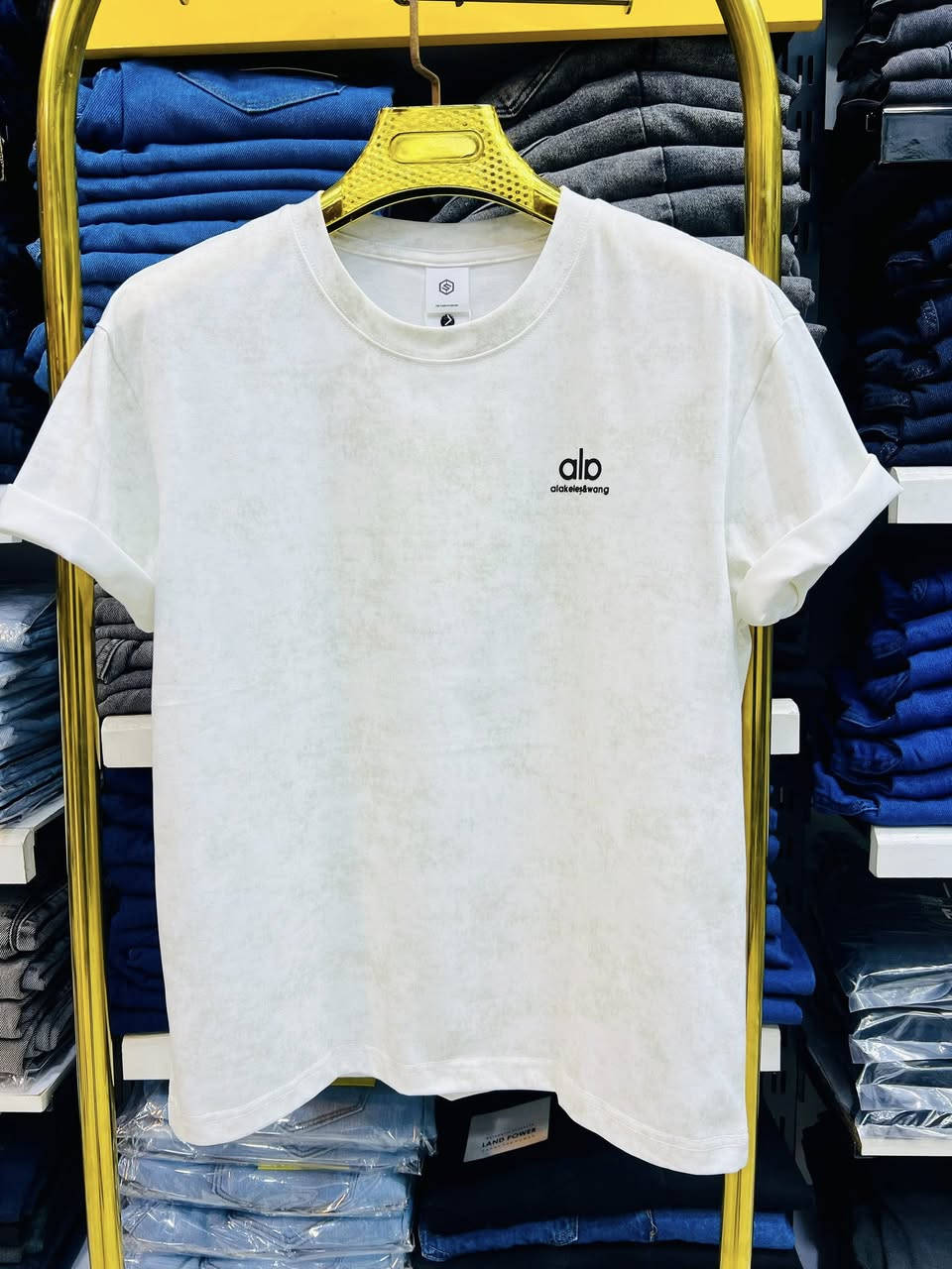 يا الله  
جديد جديد جديد 
ازياء محمد الرومي 
واسط قضاء الحي 
شارع الشيخ 💣💣🧨🧨


**إذا كنت صاحب هذا الإعلان وتريد حذفه لأي سبب، رجاءا أرسل رسالة إلى الدعم الفني**