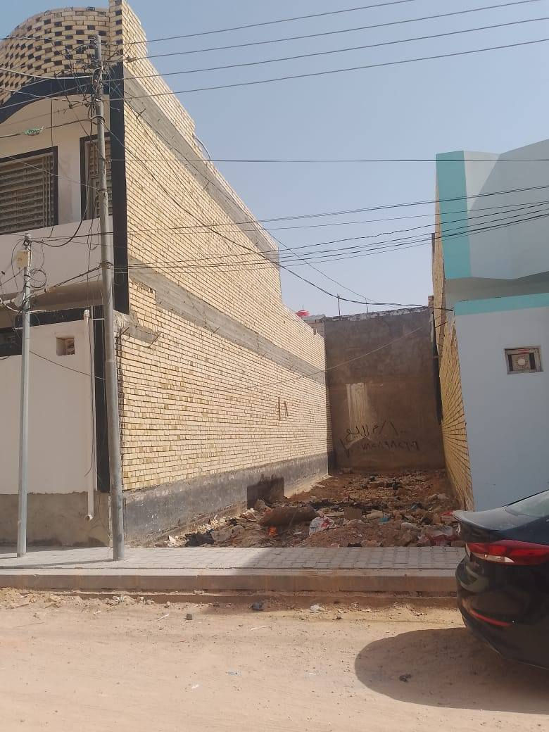 سلام عليكم ورحمة الله وبركاتة 
عرصه 100 متر للبيع حي الميلاد منطقة الاساتذه موقع العرصه كلش حلو العرصه كافت الخدمات حته انترنيت ضوئي  ثاني عرصه عن الساحه
البناء اليم العرصه كله جديد  رقم العقار ٨٥٤٠١ 
رقم صاحب العقار ***********
