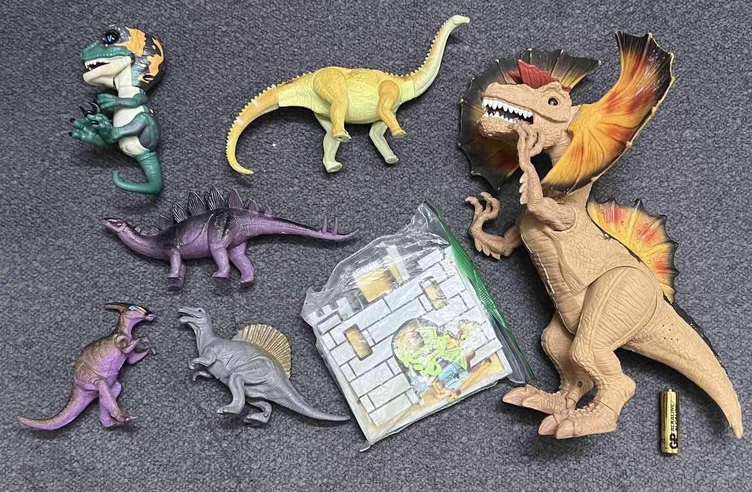 ديناصورات 
سعر المجموعة 15 الف 
توصيل بغداد 5 الاف


**إذا كنت صاحب هذا الإعلان وتريد حذفه لأي سبب، رجاءا أرسل رسالة إلى الدعم الفني**