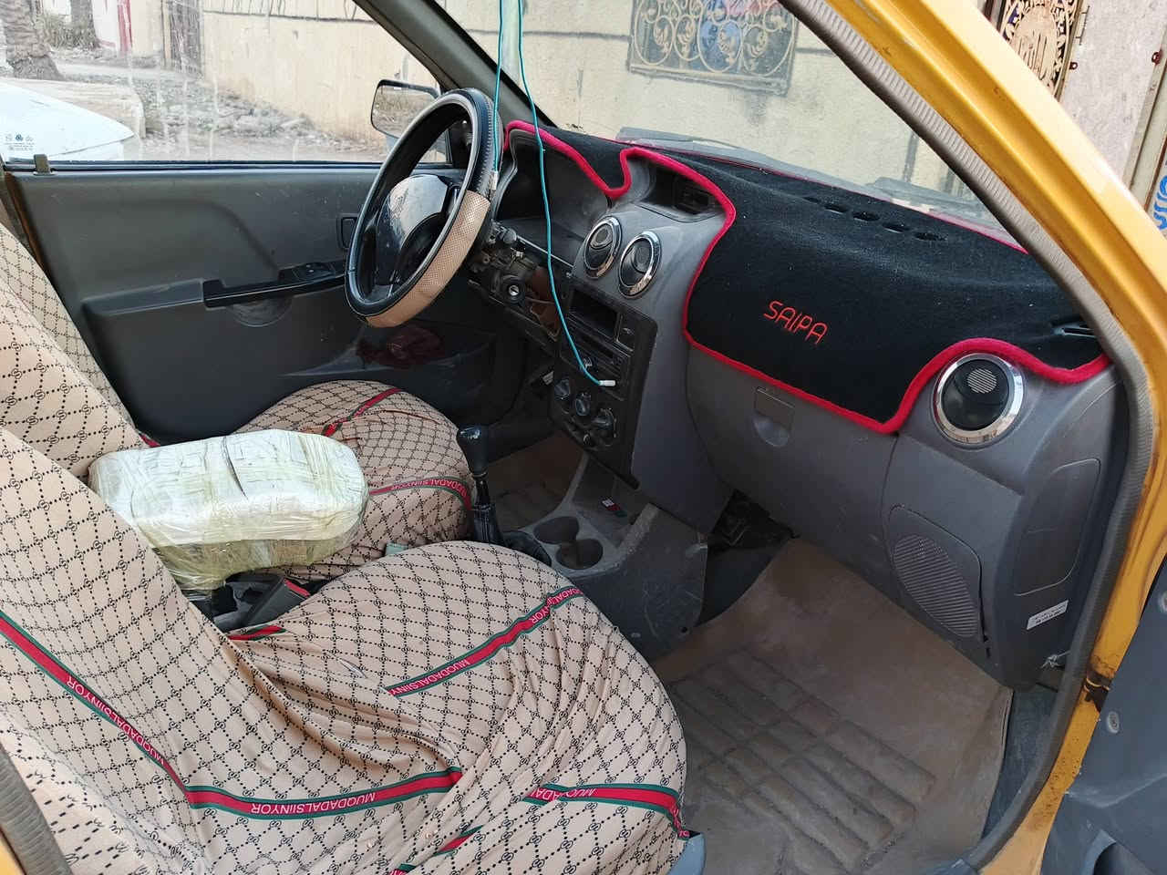 سلام عليكم سايبه لبيع موديل 13 رقم بغداد لماني تحويل مباشر سياره هاي كشرتهه يرادلهه  ترتيب شويه وبيهه خياسات تعال خاص سولفلك تفاصيلهه شواصي مابيهن شي كهربايات شغاله مكينه خير من الله سعر 26وبيهه مجال
متواجد خاص و تساب هم 
***********
