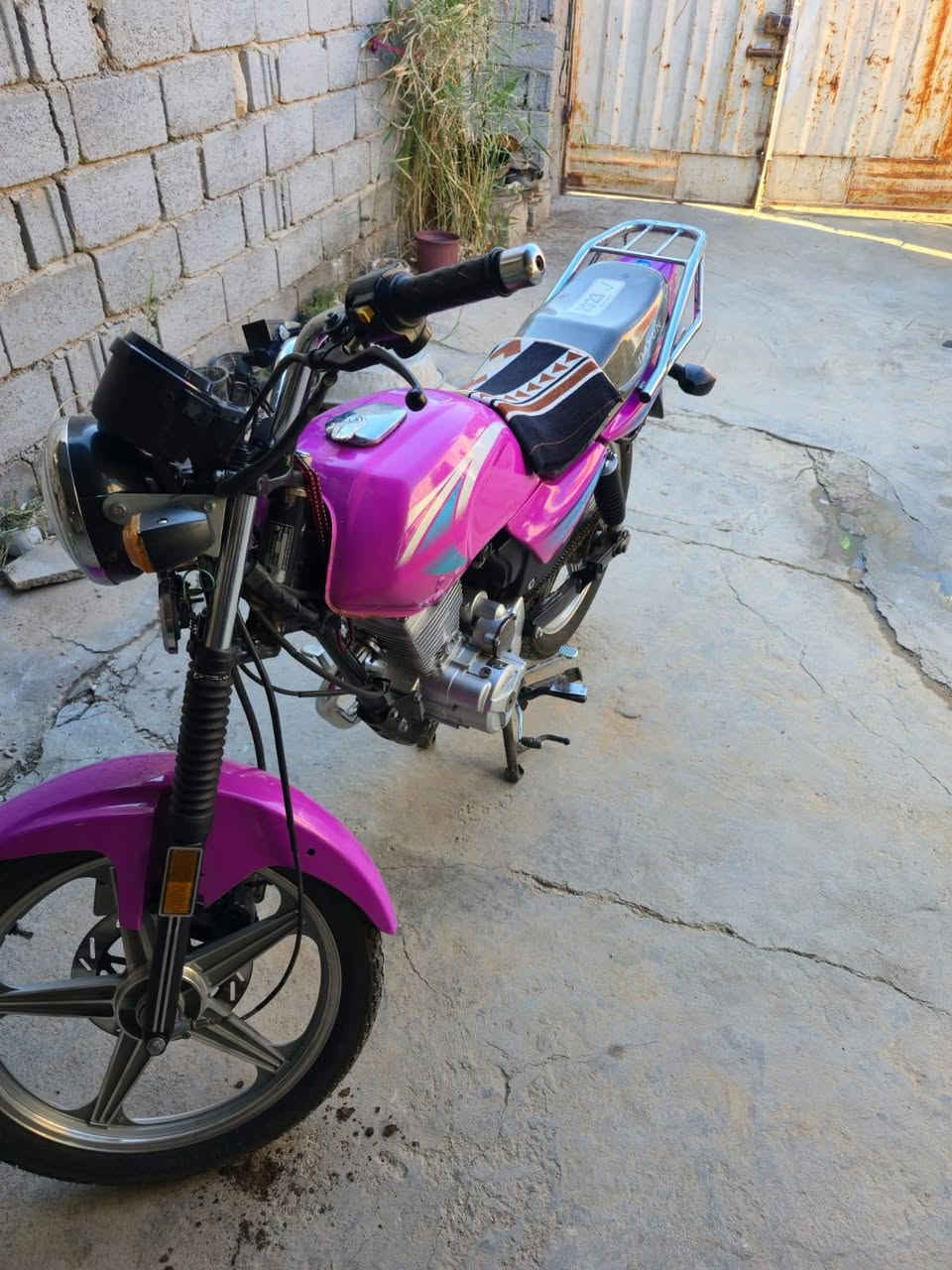 دايوان موديل 2023 راقم وسنويه مداور ثاني يوم السعر مليون او 700 مكاني كربلاء حيل عامل 
*********** 
***********
