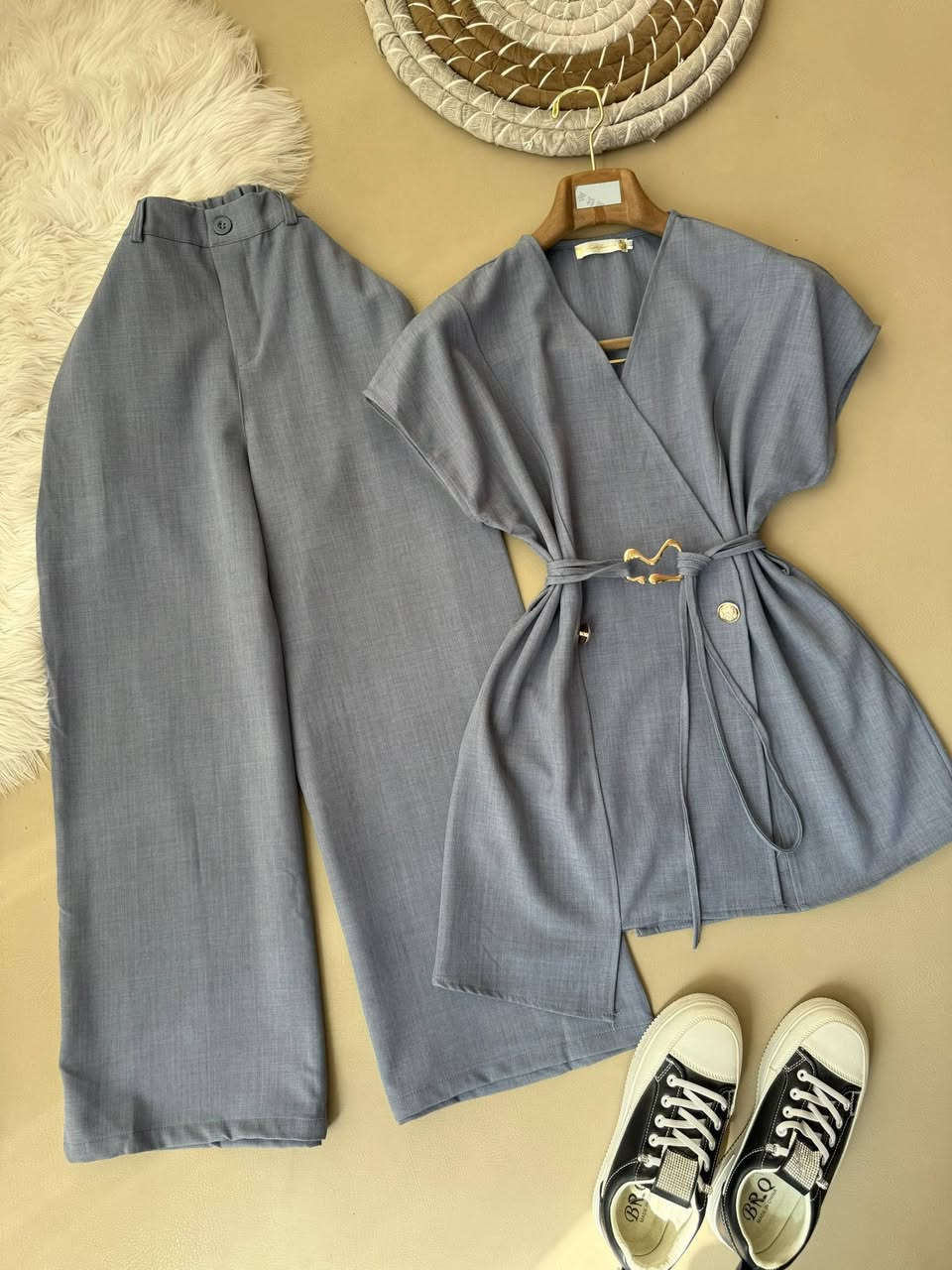 بّـسًـمِ آلَلَهِ آلَرَحًـمِـن آلُرحٍيَم 🌹🍃

أللهم أرزقنا رزقًا حلالا طيبا مبارك فيه ولا تجعلنا نحتاج لغيرك 🤲 🤍
ـــــــــــــــــــــــــــــــــــــــــــــ
لل جمال عنوان 🫰🏻🎓🍂

اونسكم بل موديلات الحلوه 🤓✨

طقم قطعتين يلك  +  بنطرون    🥹

نوع الخامه جنز خفيف تركي🇹🇷

حيل نازك بل لبس 👌🏻

القياسات يلبس 👇🏻
 40 42 44 46
للحجزاوالاستفسار مراسلتنا خاص


**إذا كنت صاحب هذا الإعلان وتريد حذفه لأي سبب، رجاءا أرسل رسالة إلى الدعم الفني**