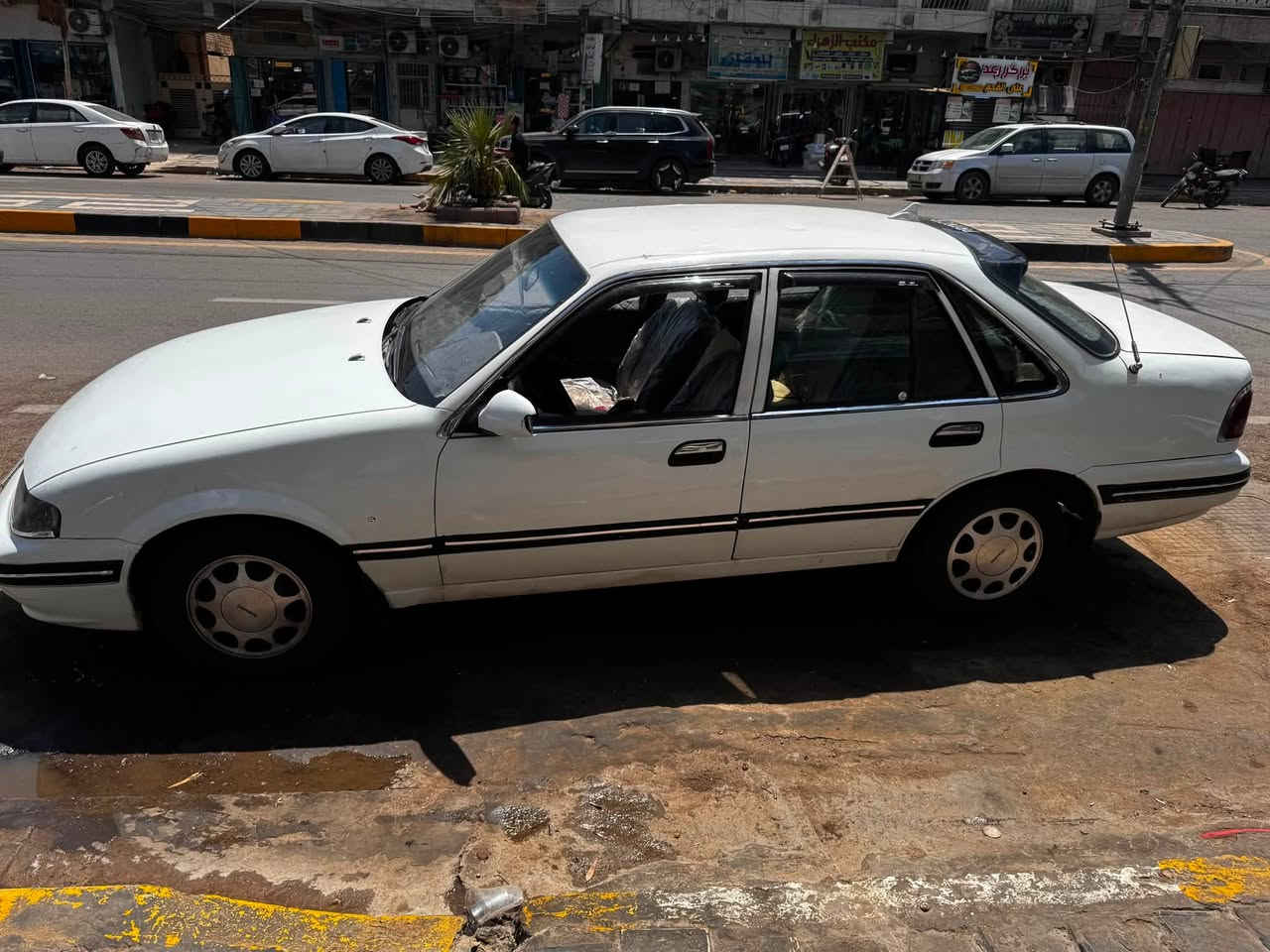 برنس  1993 رقم بغداد كدامك السيارا تعال وكلبب وشوف سعر 30 رقم :*********** شرط السيارا تبطنش بيه وتاخذه
