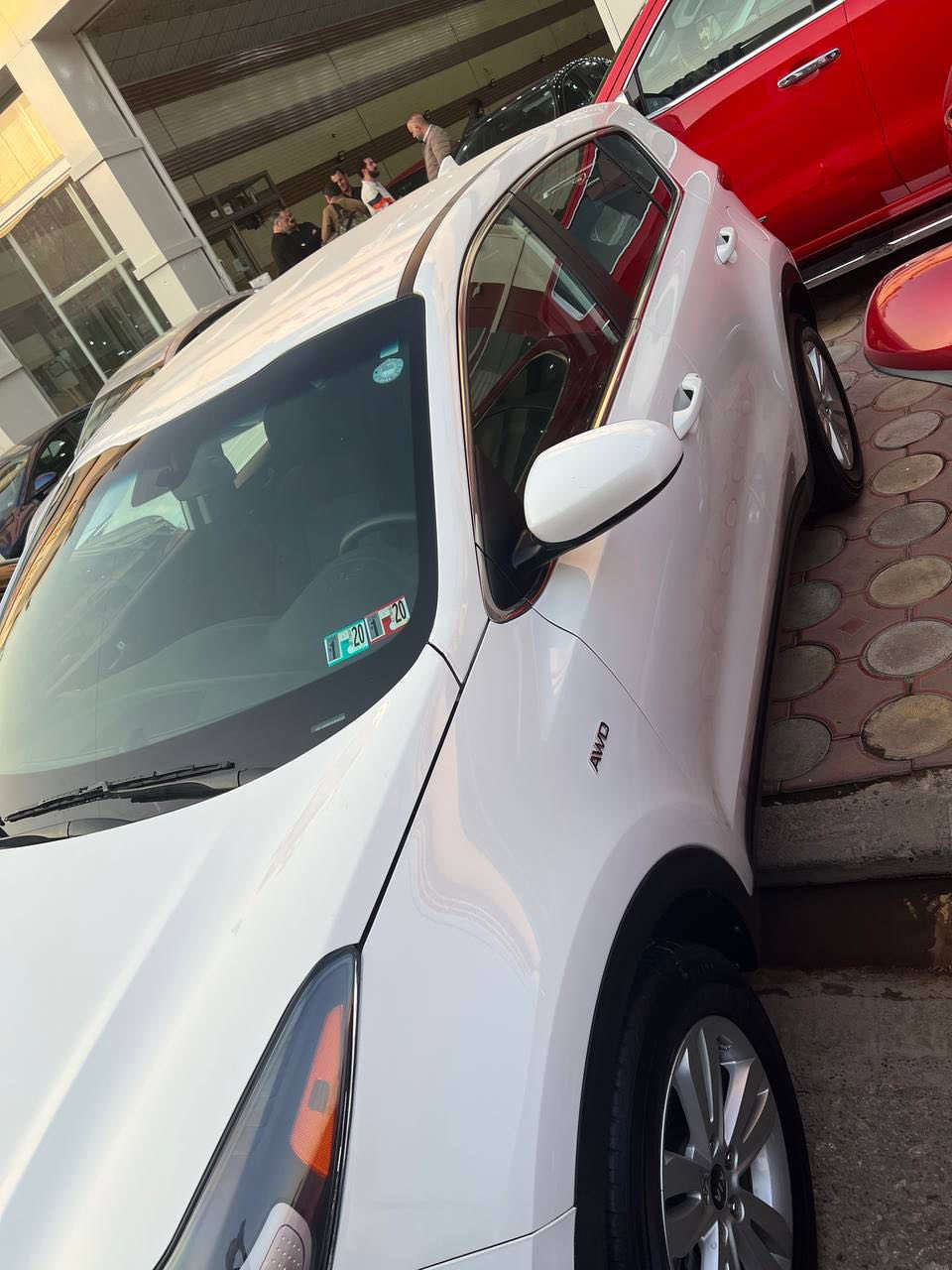 سبورتج موديل 2019 وارد امريكي 
 
نص فول محرك 2400
فور ويل AWD
قطعتين تبريد    
مانع انزلاق 
ثلاث انظمة تشغيل 
عادي ، ايكو ، سبورت
وباقي المواصفات معروفة
سياره نظيفه جدا مابيها دينار مصرف 

السعر المطلوب ١٦٧ ورقة


**إذا كنت صاحب هذا الإعلان وتريد حذفه لأي سبب، رجاءا أرسل رسالة إلى الدعم الفني**