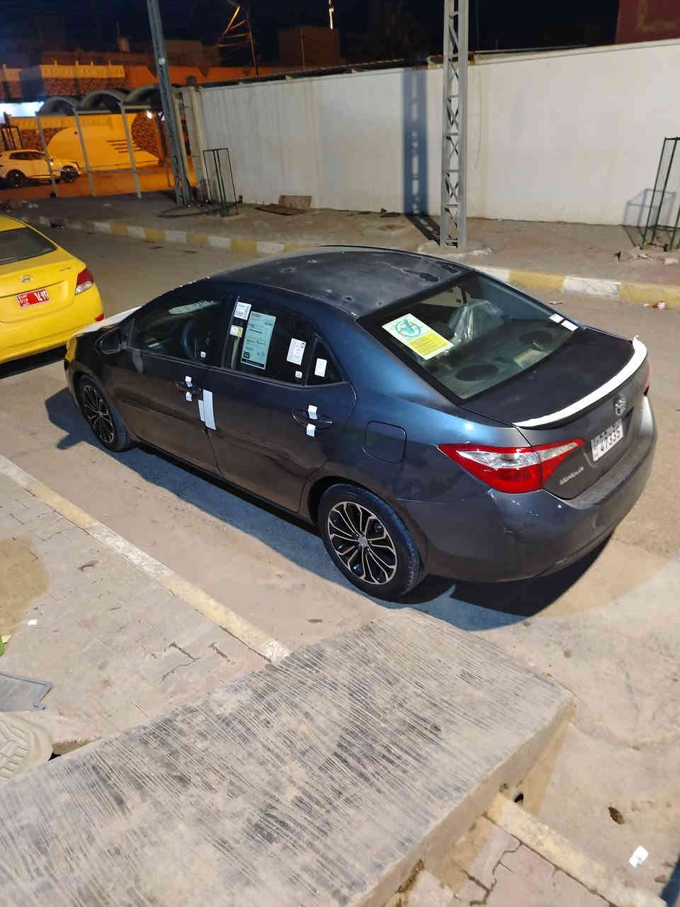 السلام عليكم البيع او مراوس حسب سياره
كورلا وارد امريكي
 موديل 2016 
رقم اربيل
 ماشيه 100 حقيقي شرط الفحص
 رقم أربيل تحويل مباشر 
السياره ضرها جاملغ أمامي وبنيد من امريكي
 بل عراق صبغ جاملغ
تحكمات ستيرن نص فول سياره 
 فقط محرك كير تبريد كفاله
 محرك 1800
 صبغ 3 صبغ
لون نفطي
سونار موجود 
السعر 120وبيها مجال بسيط 
 مكان سياره رمادي 
 ***********
