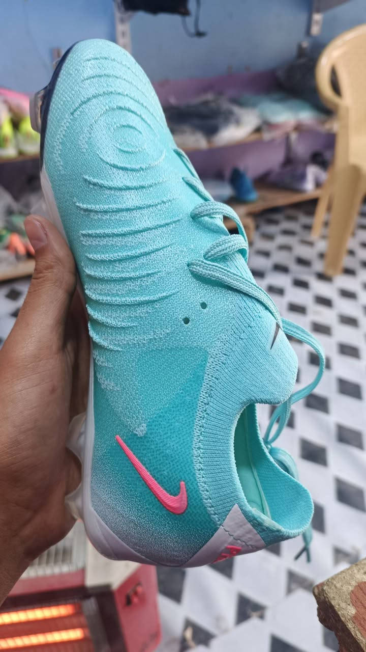 ماحد ينطيك هيج حذاء اصلي بشرط تفحص كدام مندوب بس 35توصيل مجاني


**إذا كنت صاحب هذا الإعلان وتريد حذفه لأي سبب، رجاءا أرسل رسالة إلى الدعم الفني**