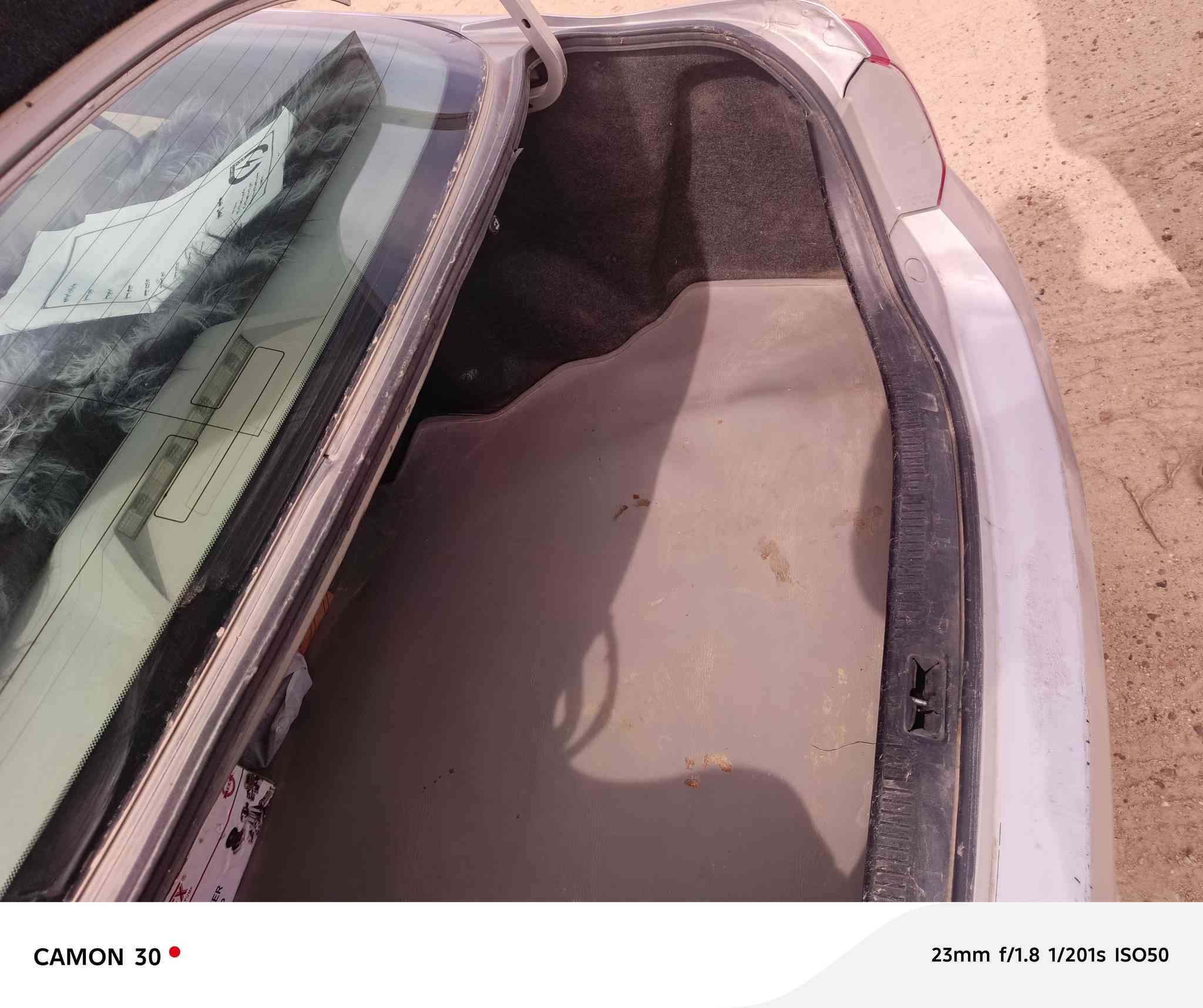 كامىري للبيع2011 اللون سلفر مكفولة كفالة عامة مطلقة محرك كير مكفول تبريد شغال السنوية2030 تحويل مباشر رقم دهوك 
السعر 115ورقه وبيه مجال 
العنوان الأنبار عامريه الصمود 
رقم الهاتف ***********
