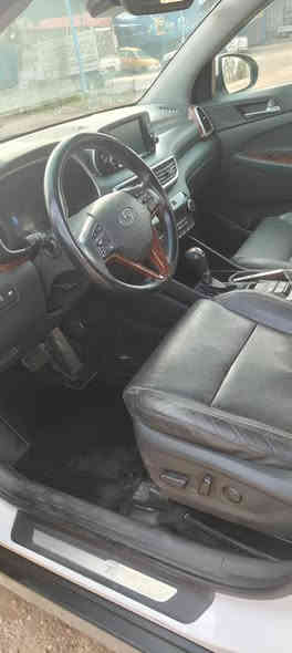 توسان أمريكي  موديل ٢٠١٩  مكاني بغداد منشور سونار كلشي واضح ‭٠٧٧١ ١١٥ ٠٦٨٩‬ السعر ١٧٥  وبيها مجال
