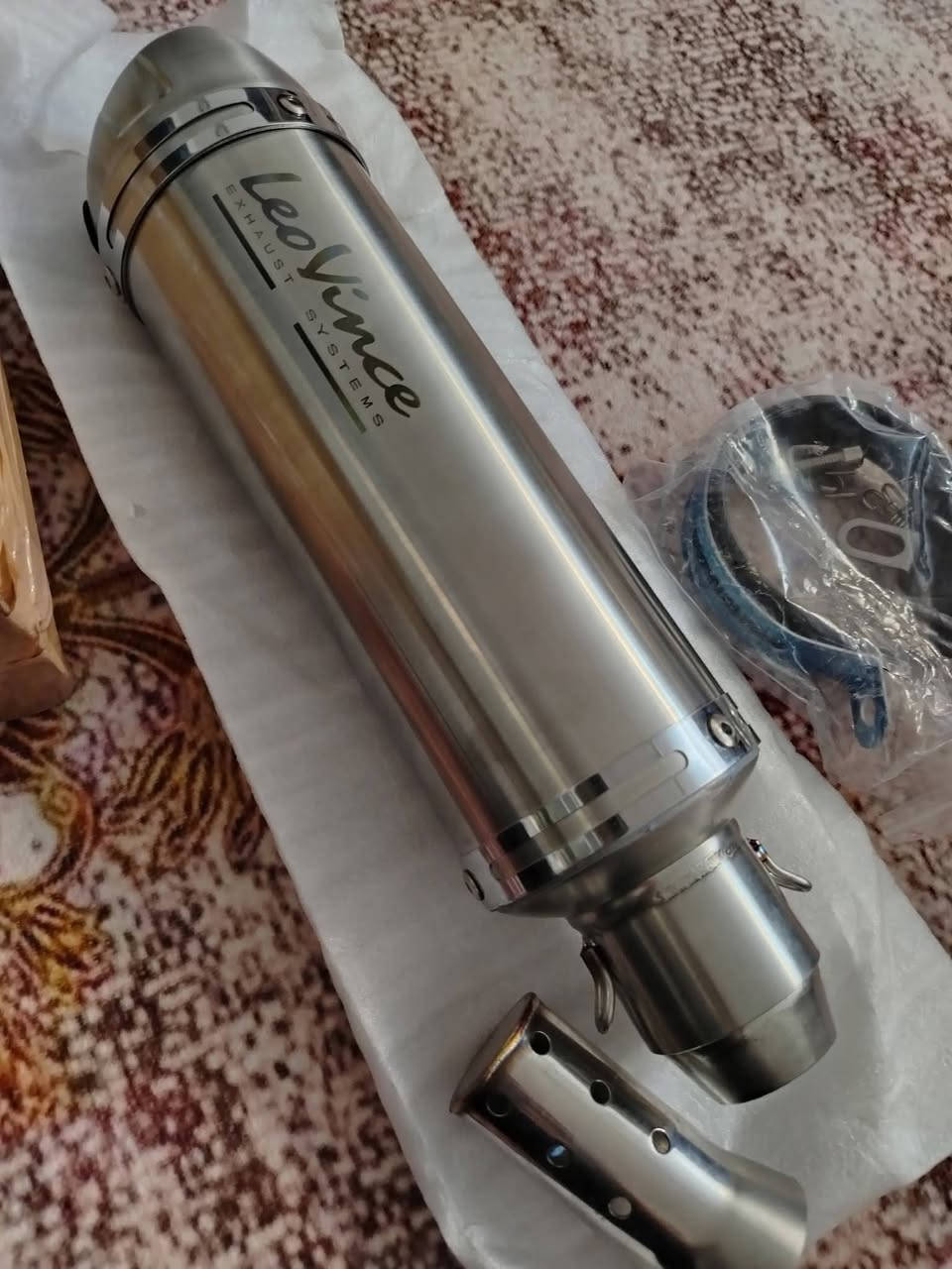 مضخم صوت قفاز سعر 50 يوجد توصيل***********
