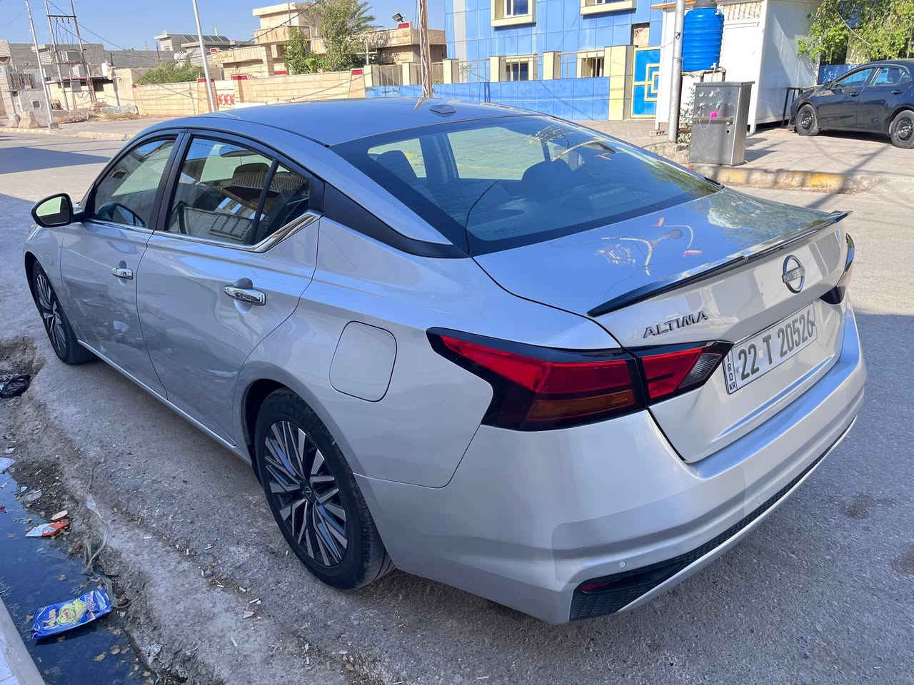 🚗 للبيع نيسان التيما SV موديل 2023 🚗
🔹 الممشى: 73 ألف كم 🔹 كرسي السائق كهربائي 🔹 حساسات أمامية وخلفية 🔹 نظام النقاط العمياء 🔹 توقف ذاتي (فرملة طوارئ) 🔹 إيربكات سليمة 100%
📌 ملاحظة: السيارة بيها صندوك مبدل وربع جامرلغ خلفي معدل فقط، والدواخل سليمة.
💰 السعر: 160 قابل للتفاوض بالمعقول 📍 الموقع: ديالى 📞 ***********

