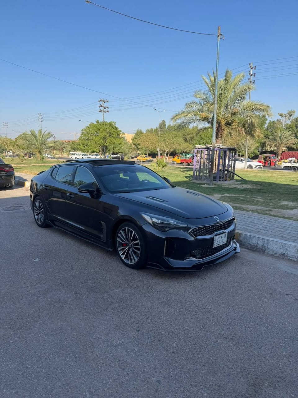 للبيع | كيا ستنكر  GT1 موديل 2019 🇰🇷
سيارة رياضية فخمة تجمع بين الأداء القوي، الشكل المميز، والتجهيزات العالية، وتناسب من يبحث عن سيارة عملية وممتعة في نفس الوقت.
المواصفات الأساسية
 ● الفئة: GT1
 ● الموديل: 2019
 ● الوارد: كوري
 ● المحرك: 3.3 لتر V6 توين تيربو
 ● القوة: 365 حصان
 ● ناقل الحركة: أوتوماتيك 8 سرعات مع بدلات تبديل
 ● نظام الدفع: خلفي
 ● الويل كب: ١٨
التجهيزات
 ● مقاعد جلد كهربائية مع تبريد وتسخين
 ● شاشة وسطية
 ● كاميرا خلفية
 ● فتحة سقف
 ● نظام صوت Harman Kardon
 ● تشغيل بصمة
 ● أنظمة أمان متكاملة
مودات تحكم سبورت 
السياره بيه قطع  صبغ ابيع حزام
مكان السياره كربلاء 
*********** كربلاء, العراق
