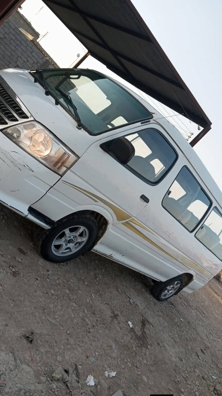 اسلام عليكم فتون 2009 سياره حره مكفوله من كلشي كير ومكينه وكسل كله ياباني مكينه جمره كير هايس وكسن ياباني سياره محوره كله ياباني راعيهه موجود مطلوبه غرامات يطيحن من سعرهه الشراي ينتصل وبخدمته سياره جاهزه من كلشي مكاني ناصرية السعر 38 وبيها مجال للشراي  ‏‪0784 185 9205‬‏
