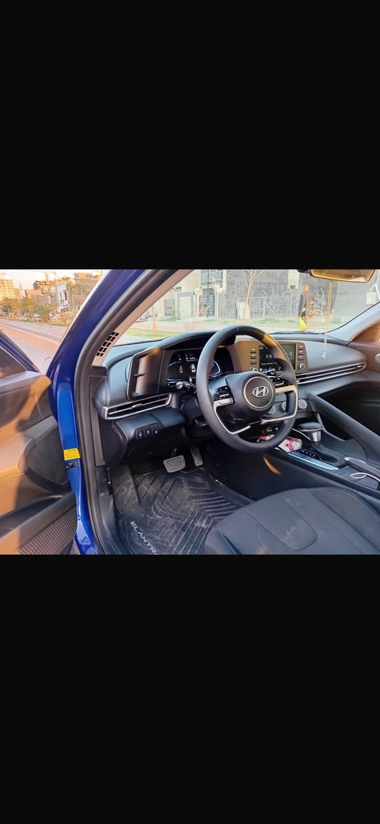 سلام وعليكم
النترا مديل ٢٠٢٥

نص فول 
ماشيه ٣٠٠٠ يعني زيرو 

رقم بغداد 

حادثها بنيد امبدل فقط 

مكانها بغداد البياع 

سعر ب١٦٠ وبيها مجال

رقم ***********
